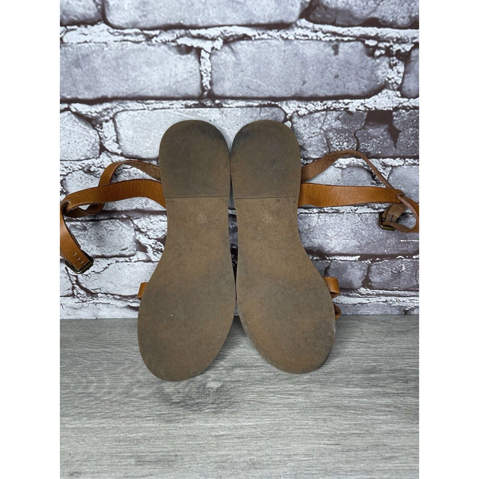 Madewell Madewell Brown Leather Casual Ankle Strap Flat Sandals Women Size US 7.5 / IT 37.5 - 12 Thumbnail