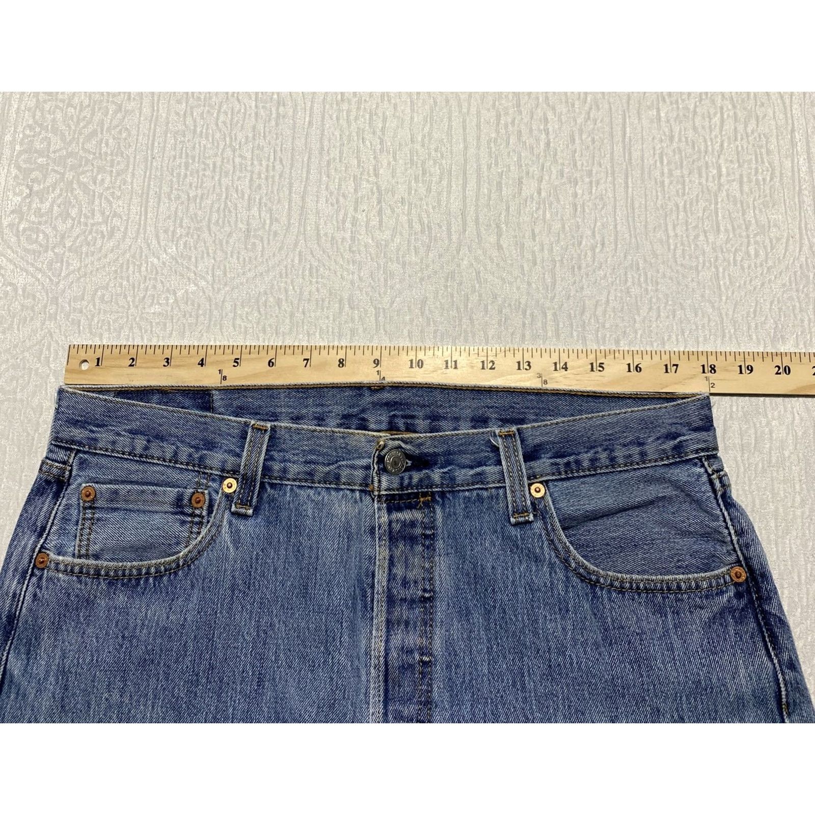 Levi's VINTAGE Levi's 501 Jeans Mens 36x29 Blue Button Fly Straight Leg Denim Cotton Jeans Men 501 Retro style Mens Size US 36 / EU 52 - 4 Thumbnail