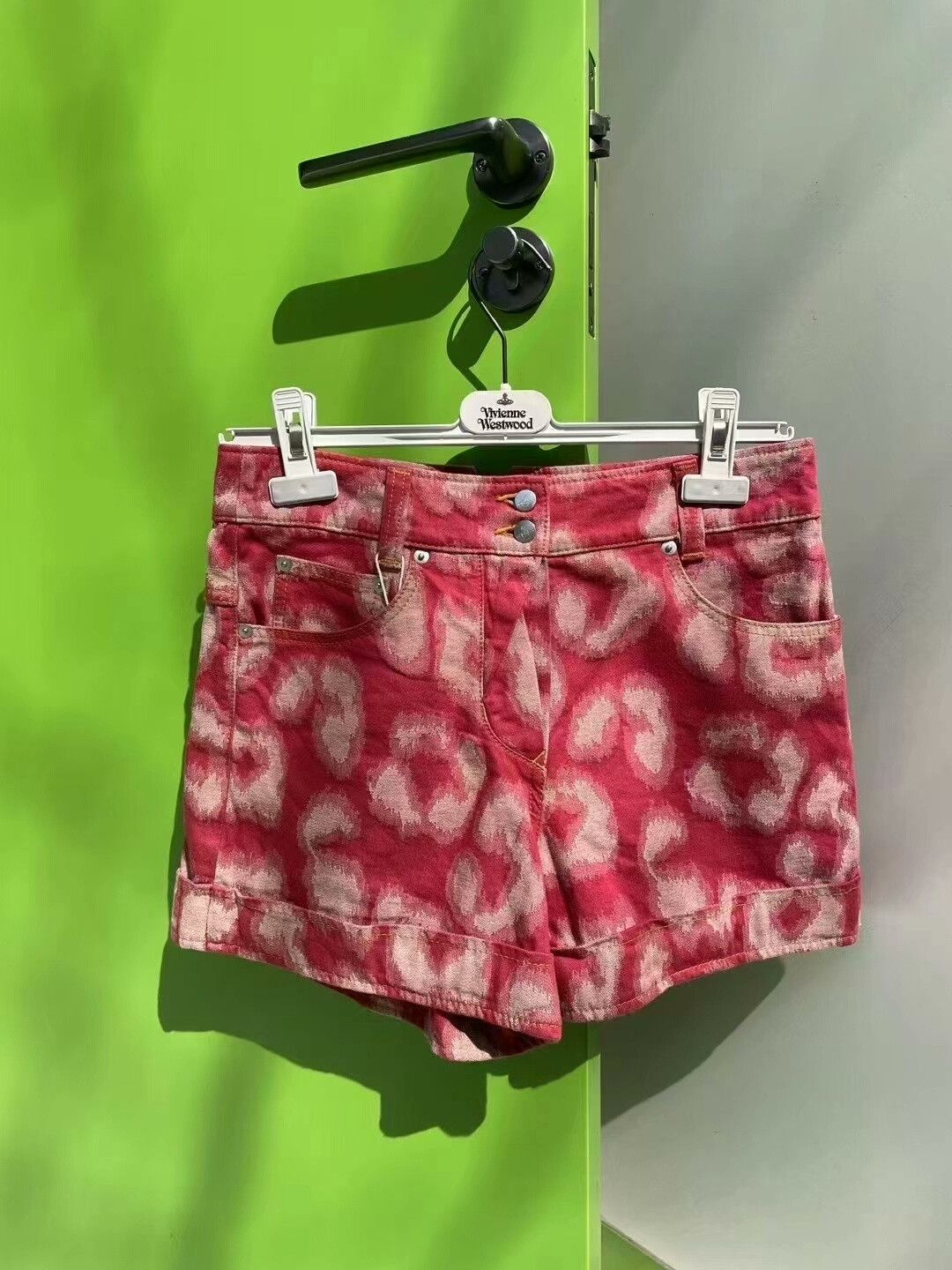 Vivienne Westwood Vivienne Westwood Saturn Pink Leopard Shorts Size 22" - 1 Thumbnail