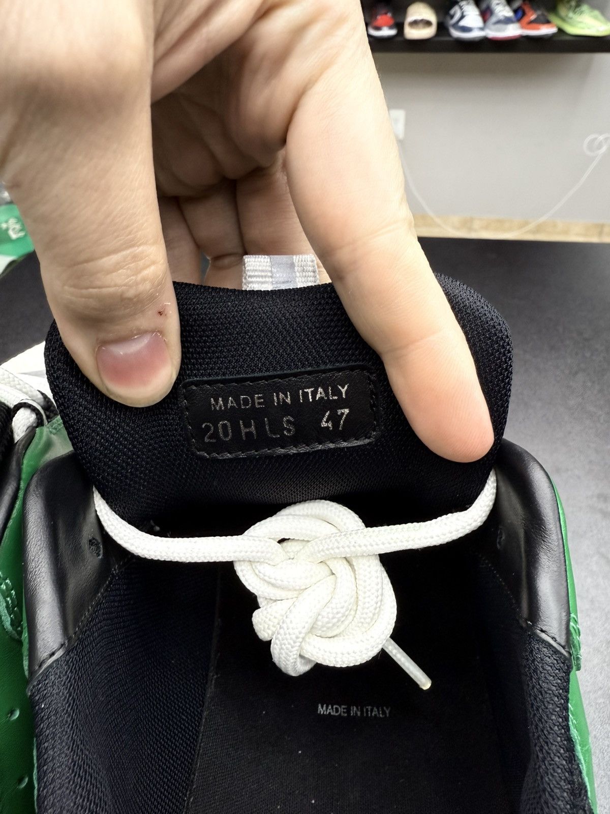 Dior AUTHENTIC Dior B22 white Green size 47 / 14US Size US 14 / EU 47 - 18 Thumbnail