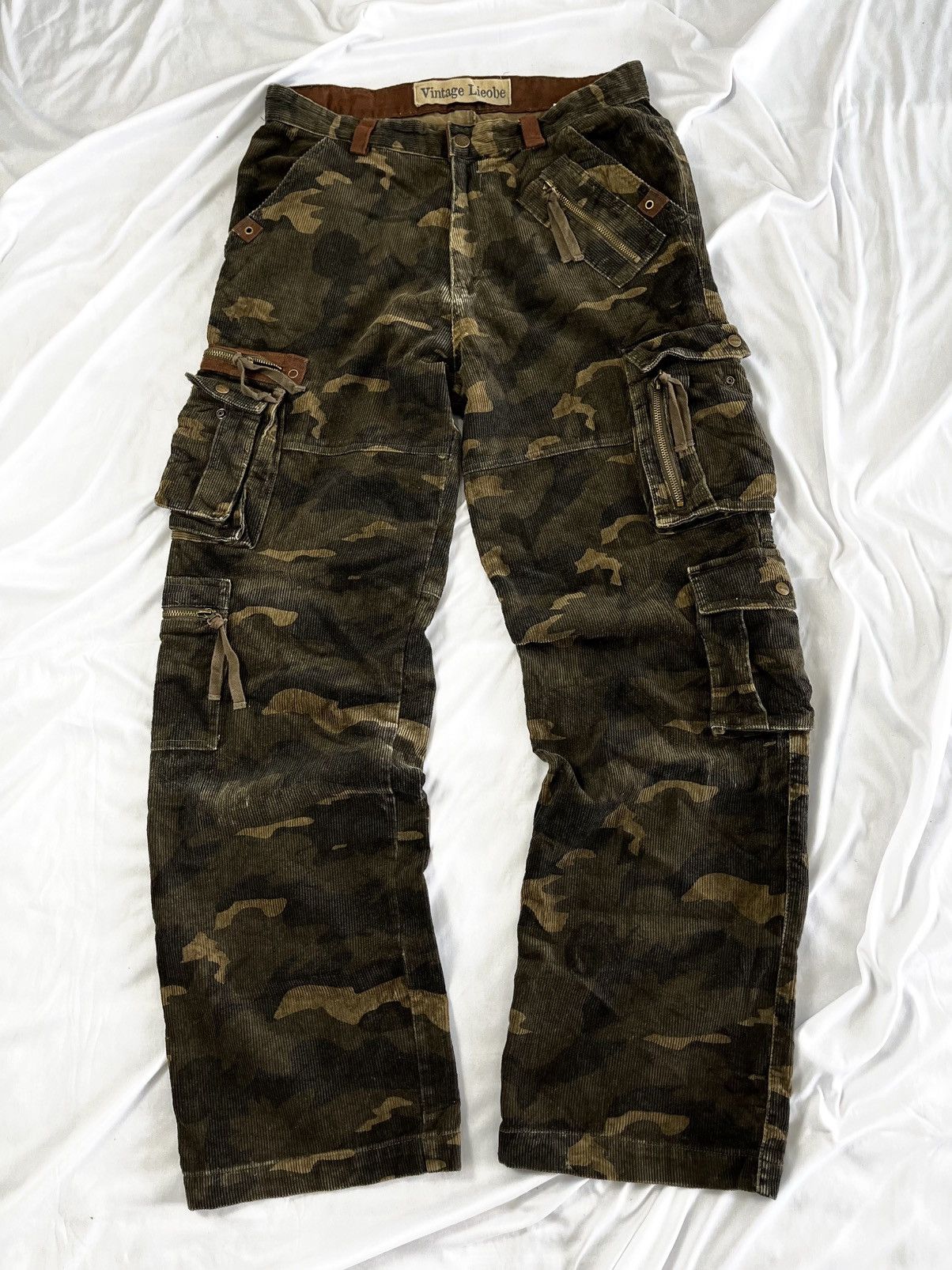 Japanese Brand Japanese brand cargo pants with camouflage motif Size US 32 / EU 48 - 2 Thumbnail