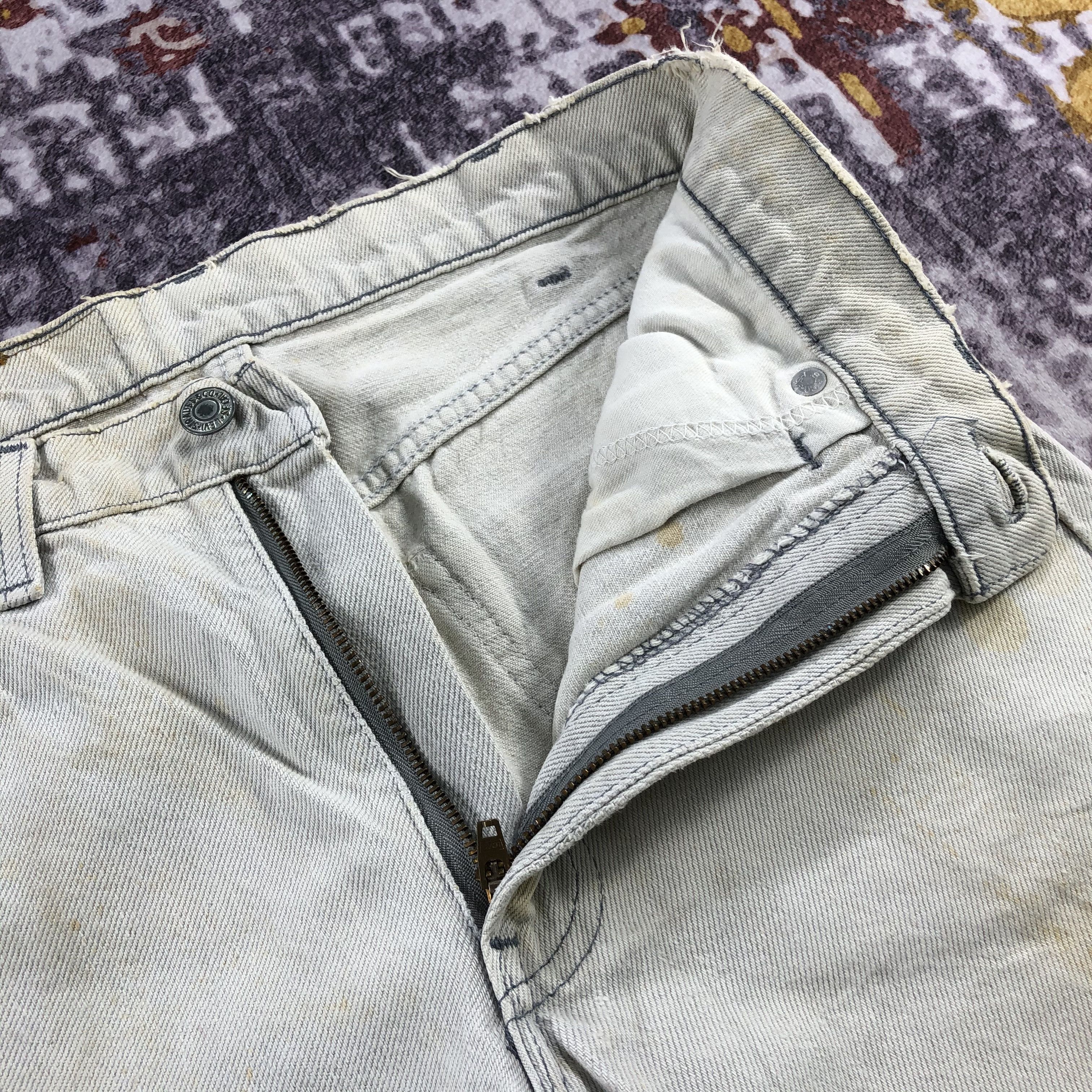 Levi's × Vintage Vintage 90s Light Wash Levis 505 Jeans-JM2464 Size US 28 / EU 44 - 14 Thumbnail