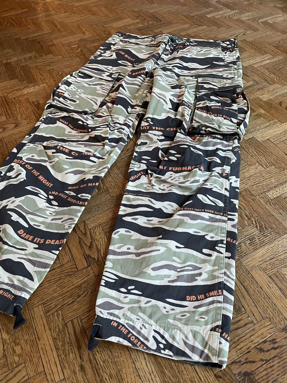 DENIM TEARS Denim Tears Ming Camo Cargo Pants Size US 34 / EU 50 - 3 Thumbnail