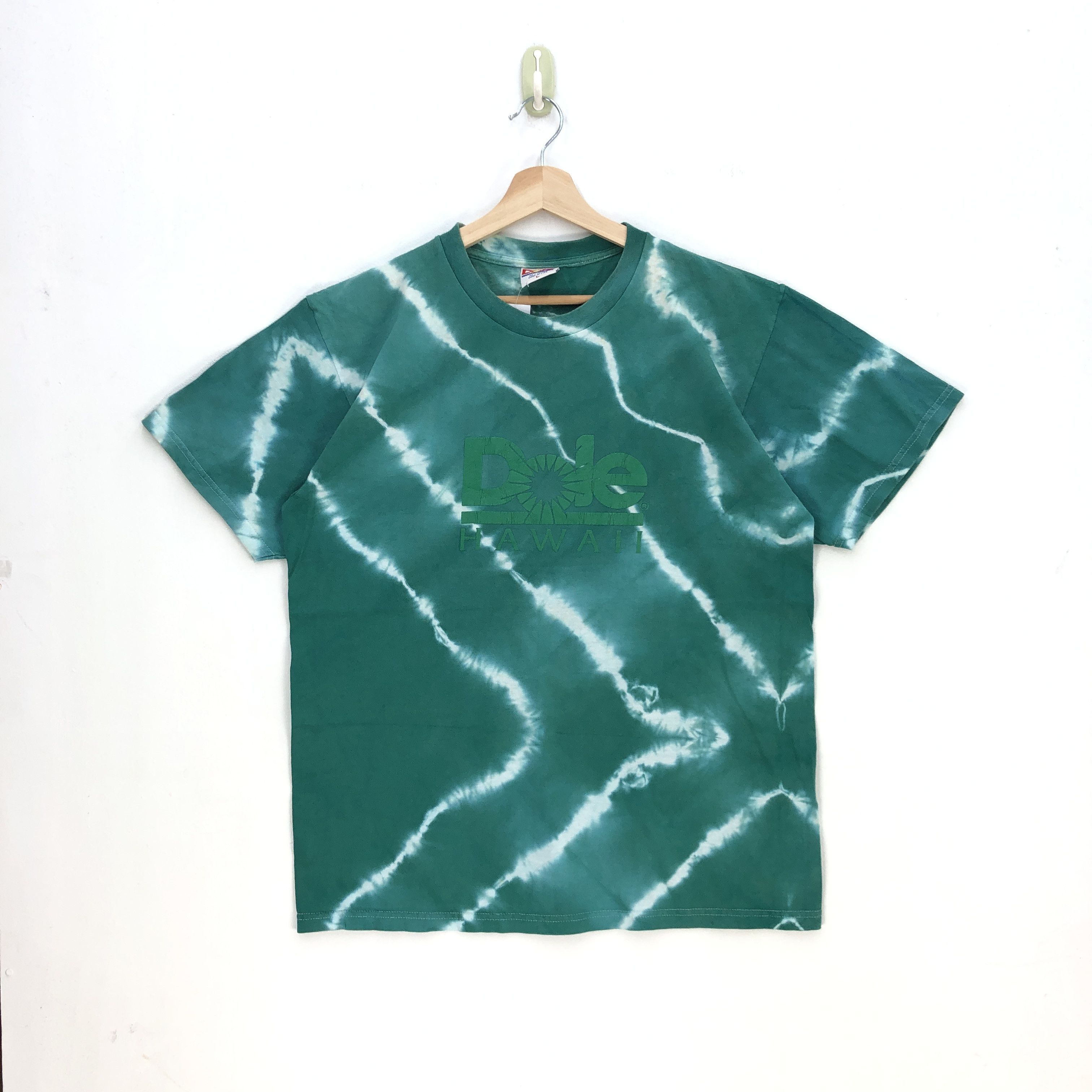 Vintage Vintage 90s Dole Tshirt Vintage Dole Tie Dye Crewneck Tees Size US L / EU 52-54 / 3 - 1 Thumbnail