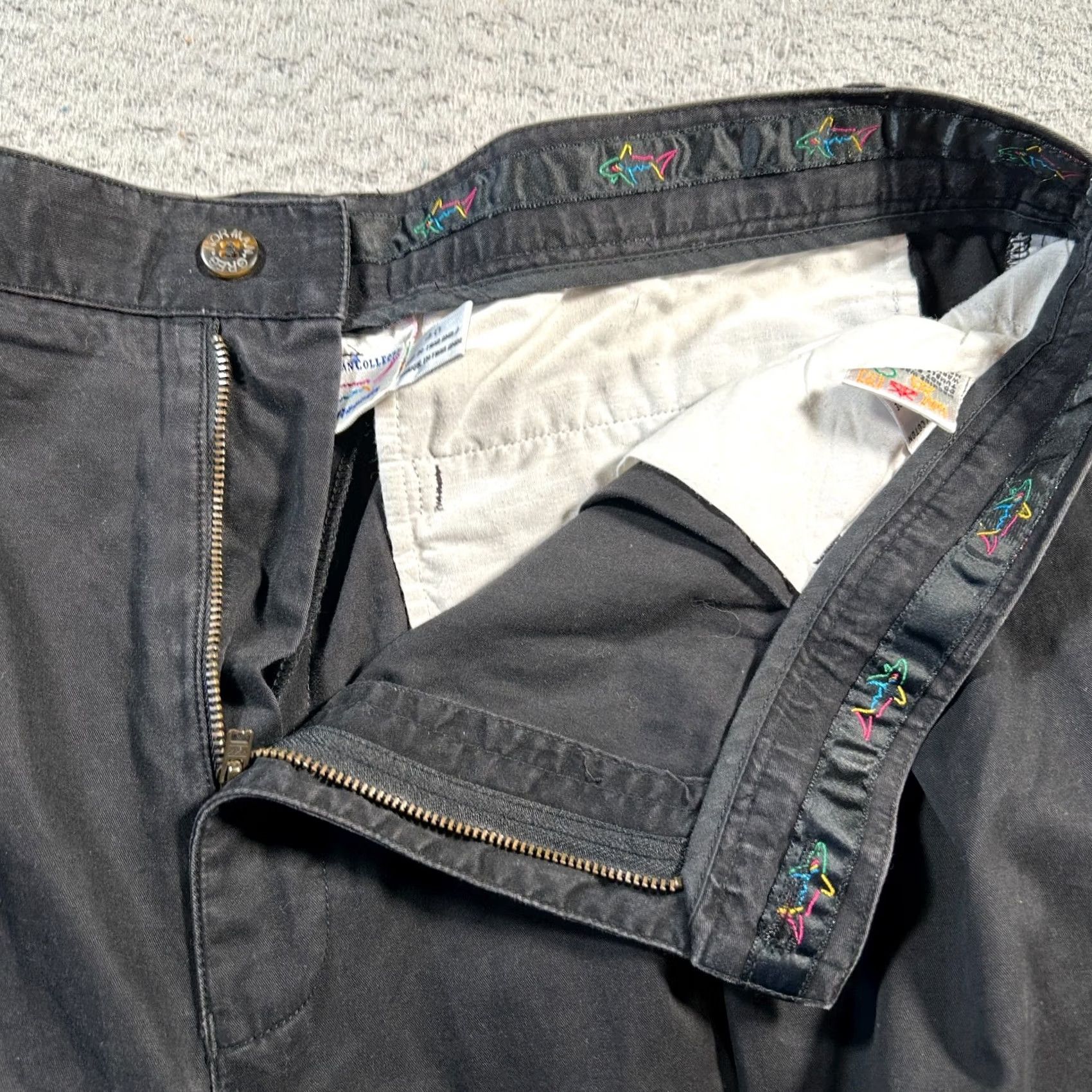 Reebok Vintage Reebok Greg Norman Chino Pants Mens 40 Black Pleated Wide-Leg Slim? (37x32) - Cotton Pants, Regular Fit, Classic Outdoor Mens Size US 40 / EU 56 - 6 Thumbnail
