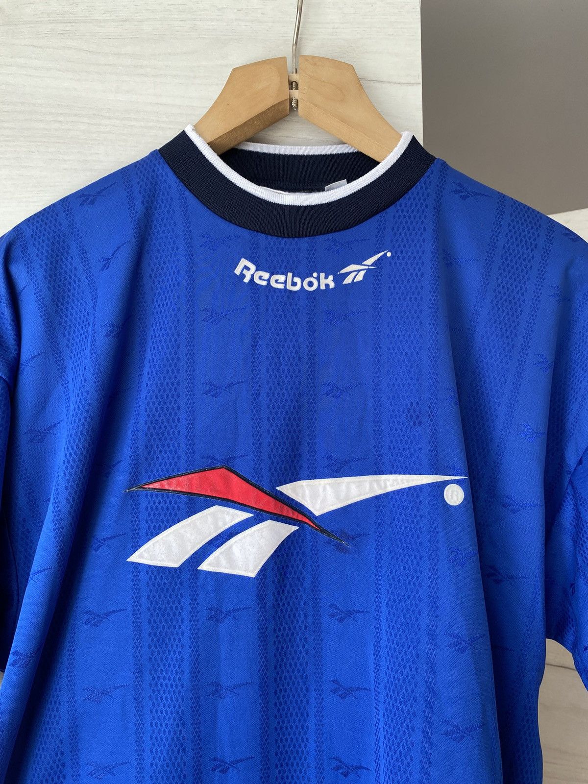 Reebok Vintage Reebok Blue Mesh Sports Jersey Shirt Size L Size US L / EU 52-54 / 3 - 2 Thumbnail