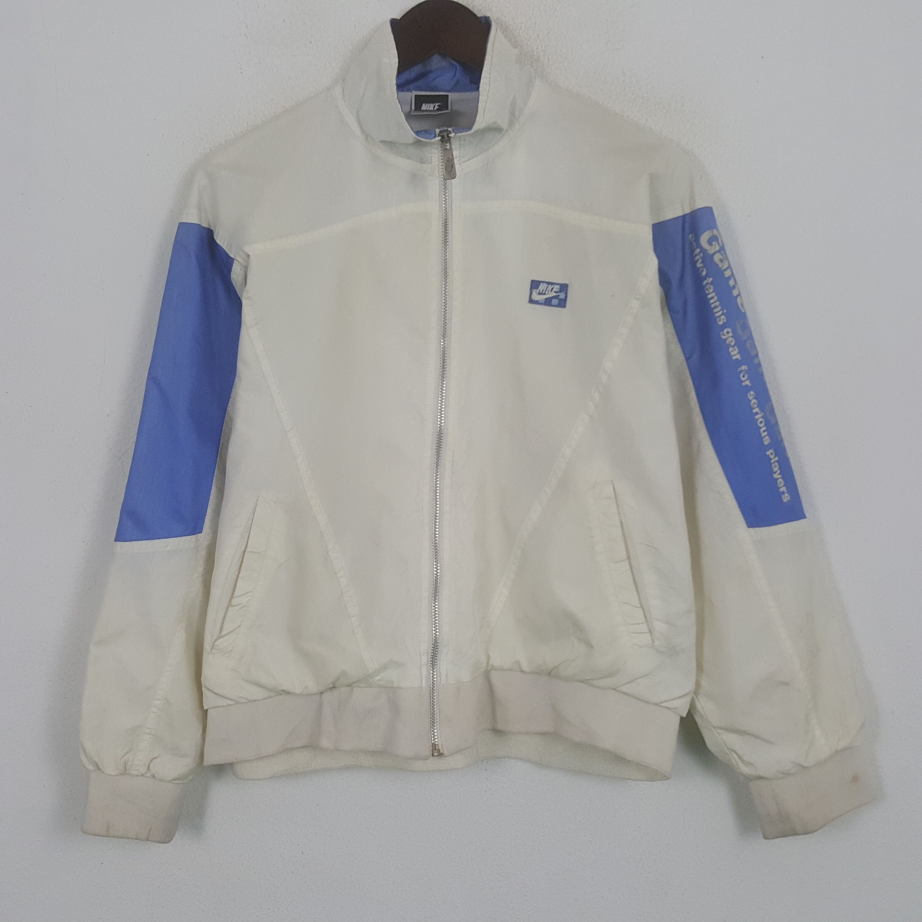 Nike × Vintage Vintage 90’s Nike Windbreaker Zipper Sport Jacket Size US L / EU 52-54 / 3 - 1 Thumbnail