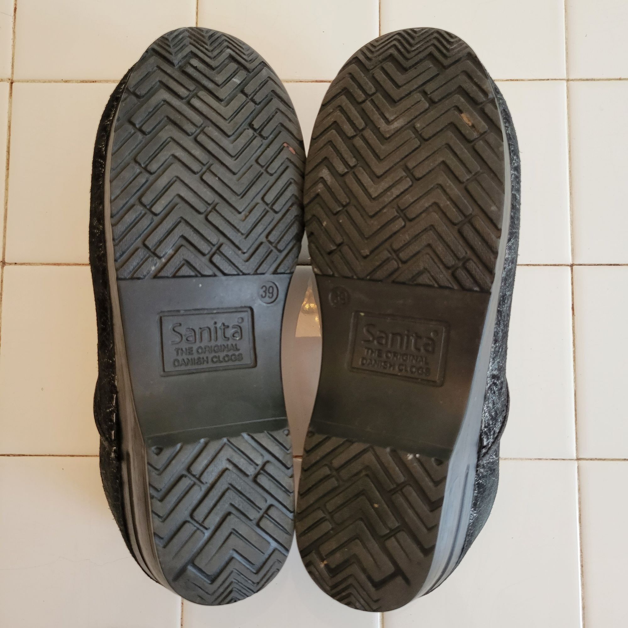 Vintage Sanita 39 Black Metallic Sparkle Danish Tinsel 8 Clogs Leath Size US 8 / IT 38 - 3 Thumbnail