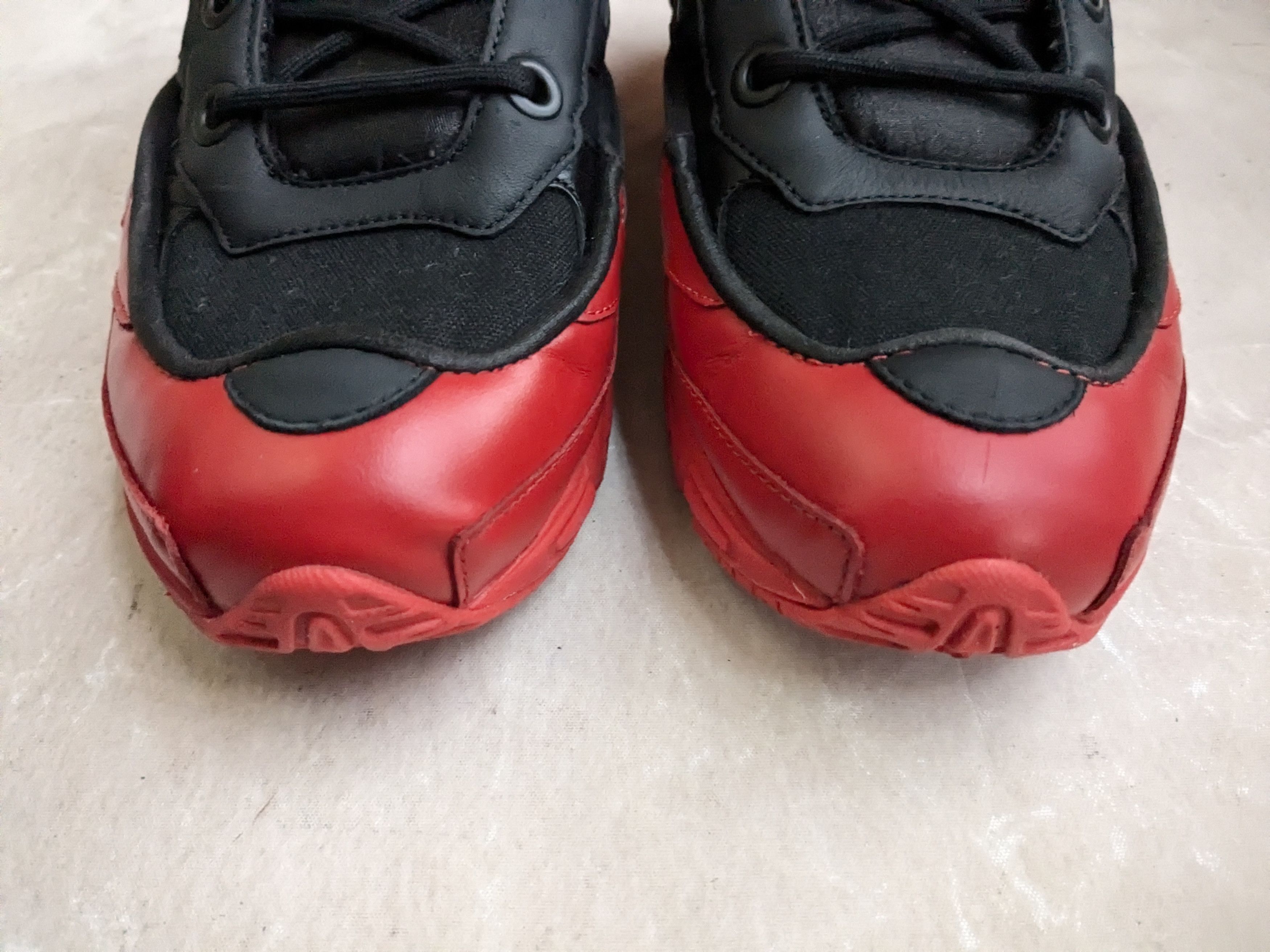 Raf Simons Adidas Raf Simons Ozweego 3 Black Scarlet Red 10 DA8775 Size US 10 / EU 43 - 2 Thumbnail