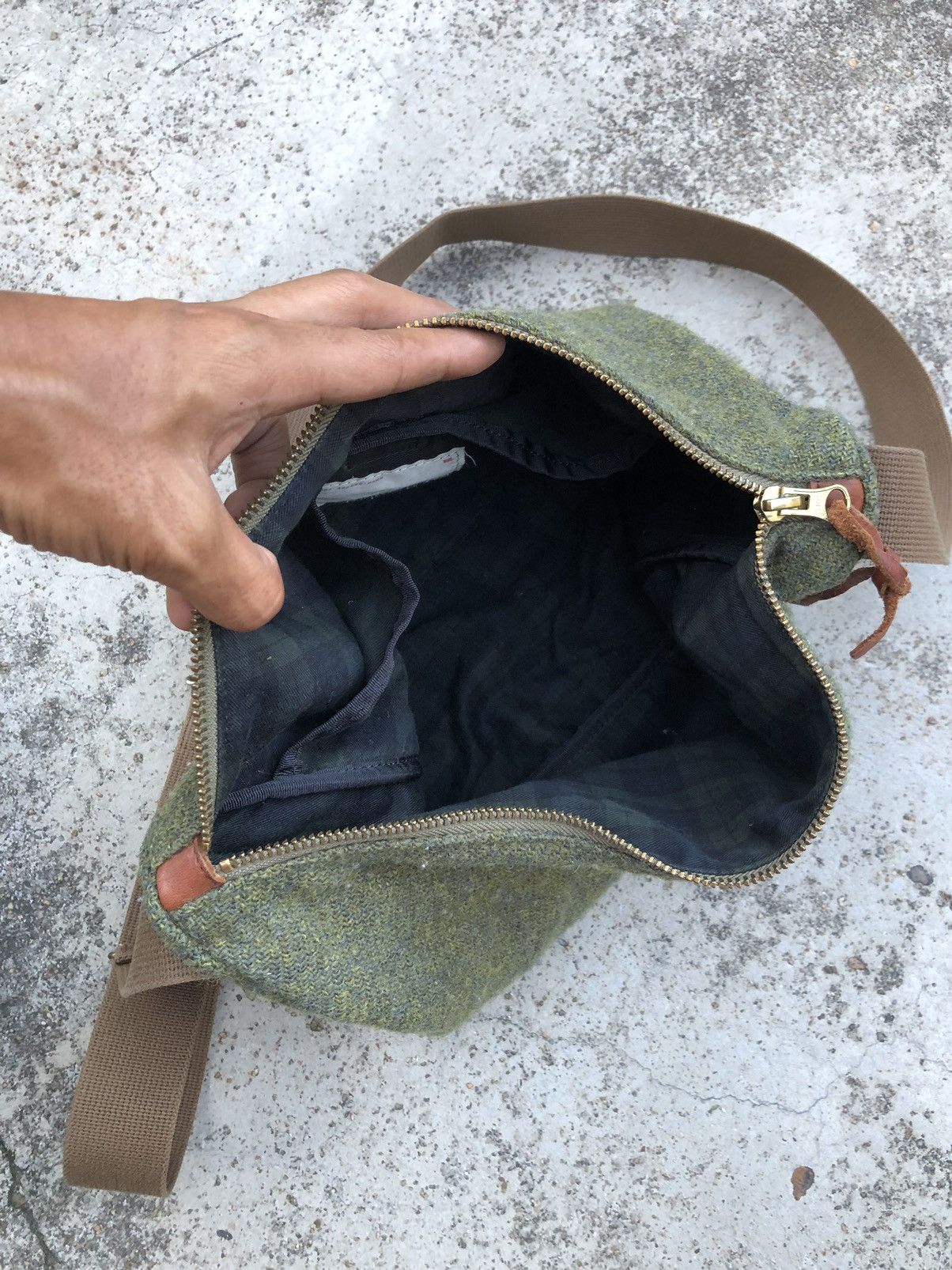 Harris Tweed HARRIS TWEED WOOL SLINGBAG Size ONE SIZE - 3 Thumbnail