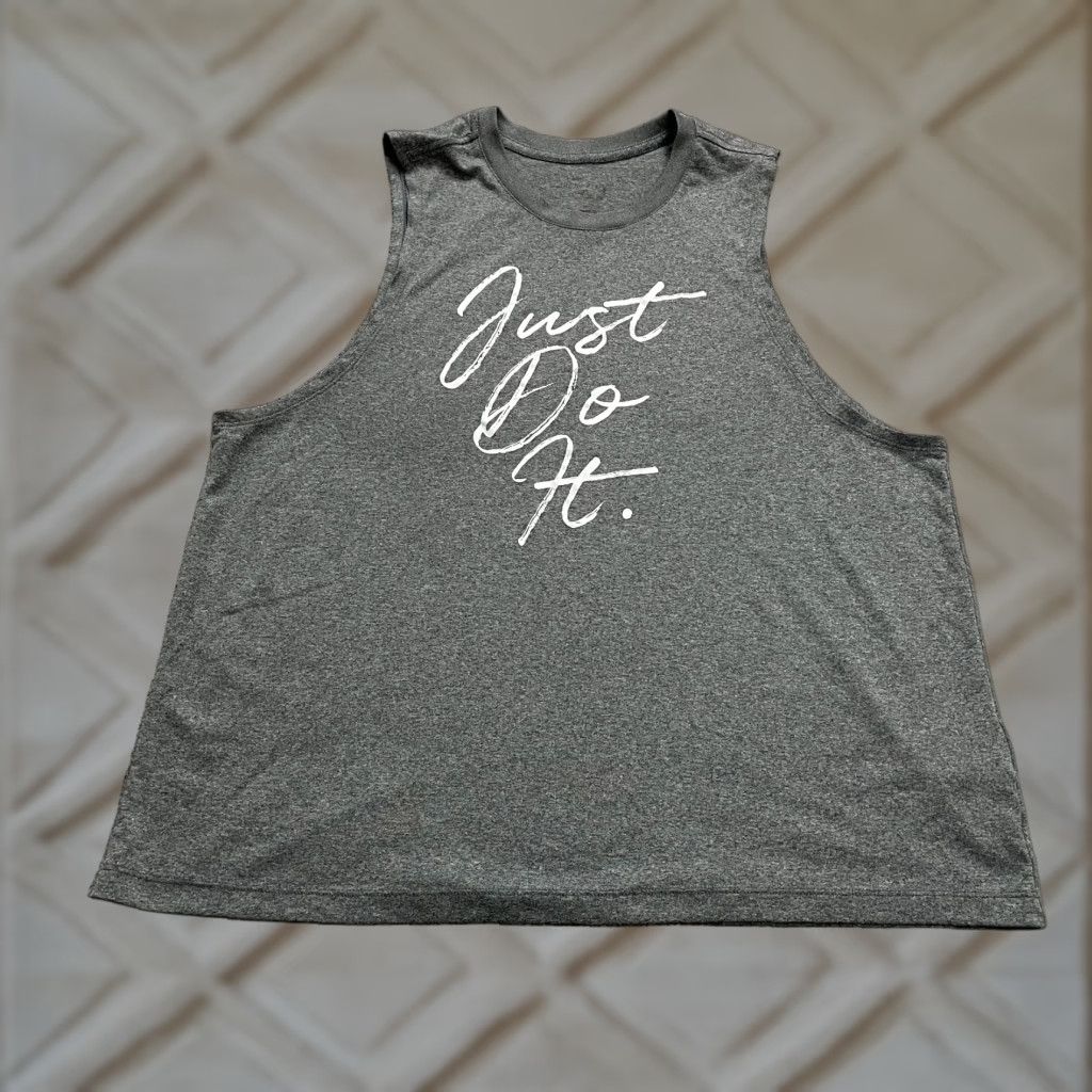 Nike Nike Tee T-Shirt Womens XL Gray Crew Neck Graphic Sleeveless Active Athletic Size XL / US 12-14 / IT 48-50 - 1 Thumbnail