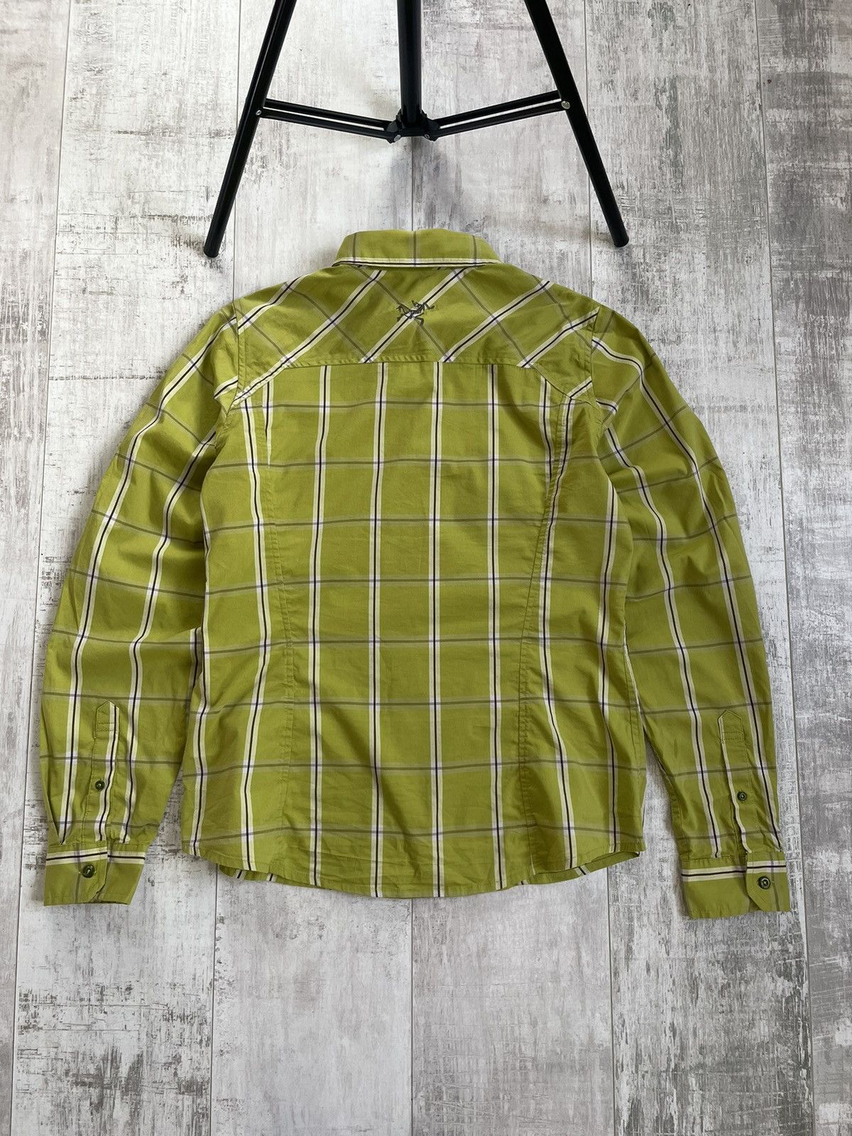 Arc'teryx Arcteryx Flannel Shirt Button Up Gorpcore Y2K RARE Size L / US 10 / IT 46 - 1 Thumbnail