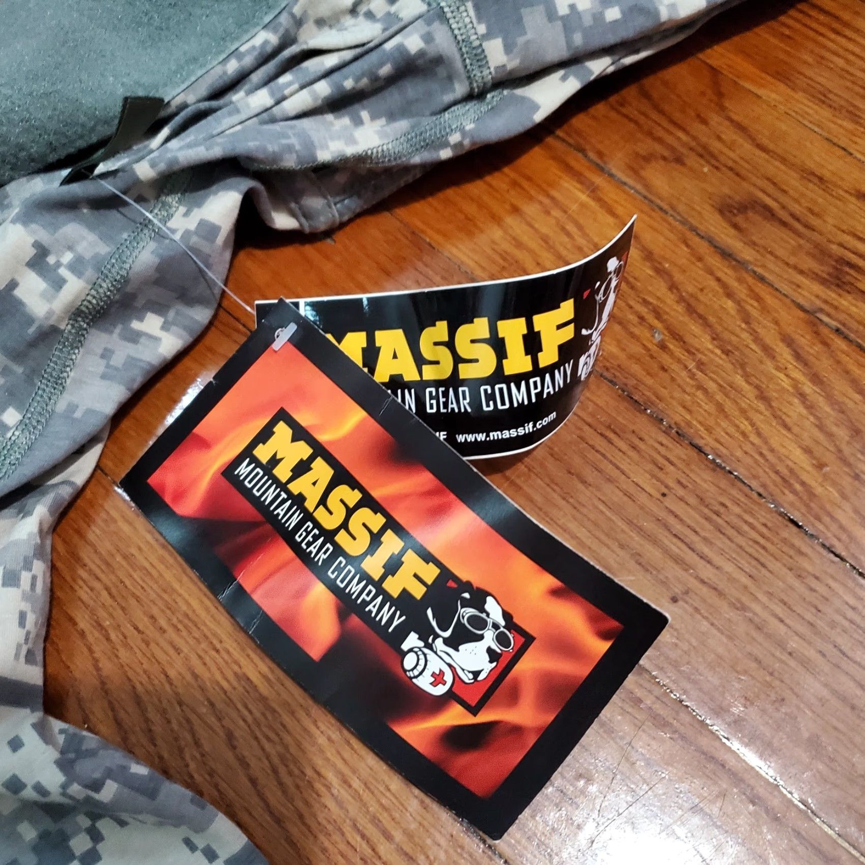 Vintage **US Army Massif Combat Shirt Size XS Digital Camo** User: **Massif US Army Combat Shirt Size XS Digital Camo** Size US XS / EU 42 / 0 - 4 Thumbnail