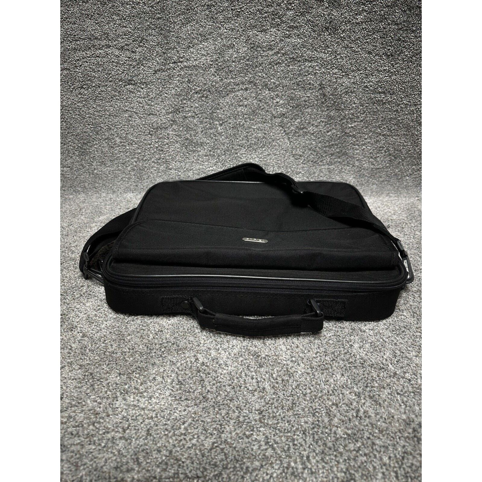Other Targus Nylon 15.6” Black Padded Computer Messenger Bag Size ONE SIZE - 3 Thumbnail