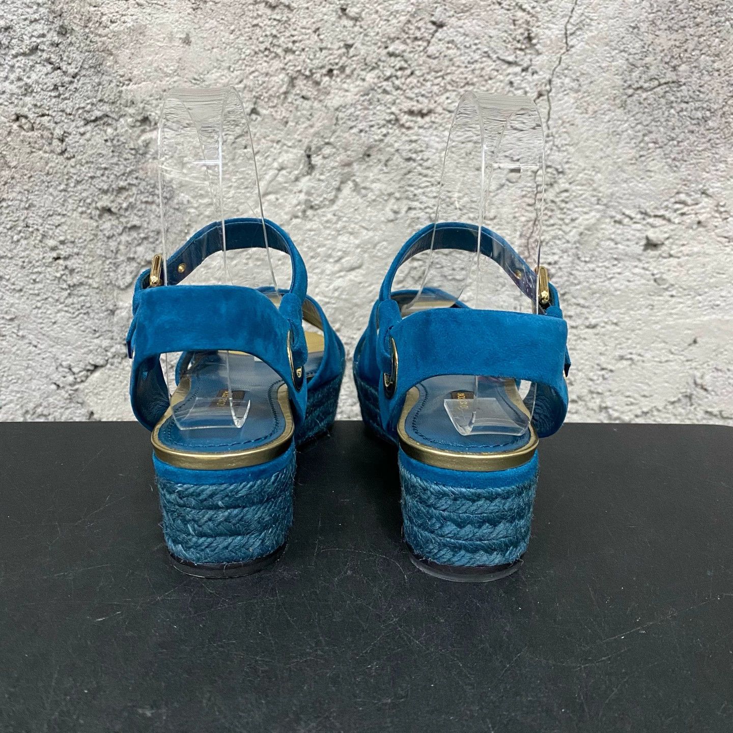 Louis Vuitton LV new women's sandals 36 Size US 5.5 / IT 35.5 - 3 Thumbnail