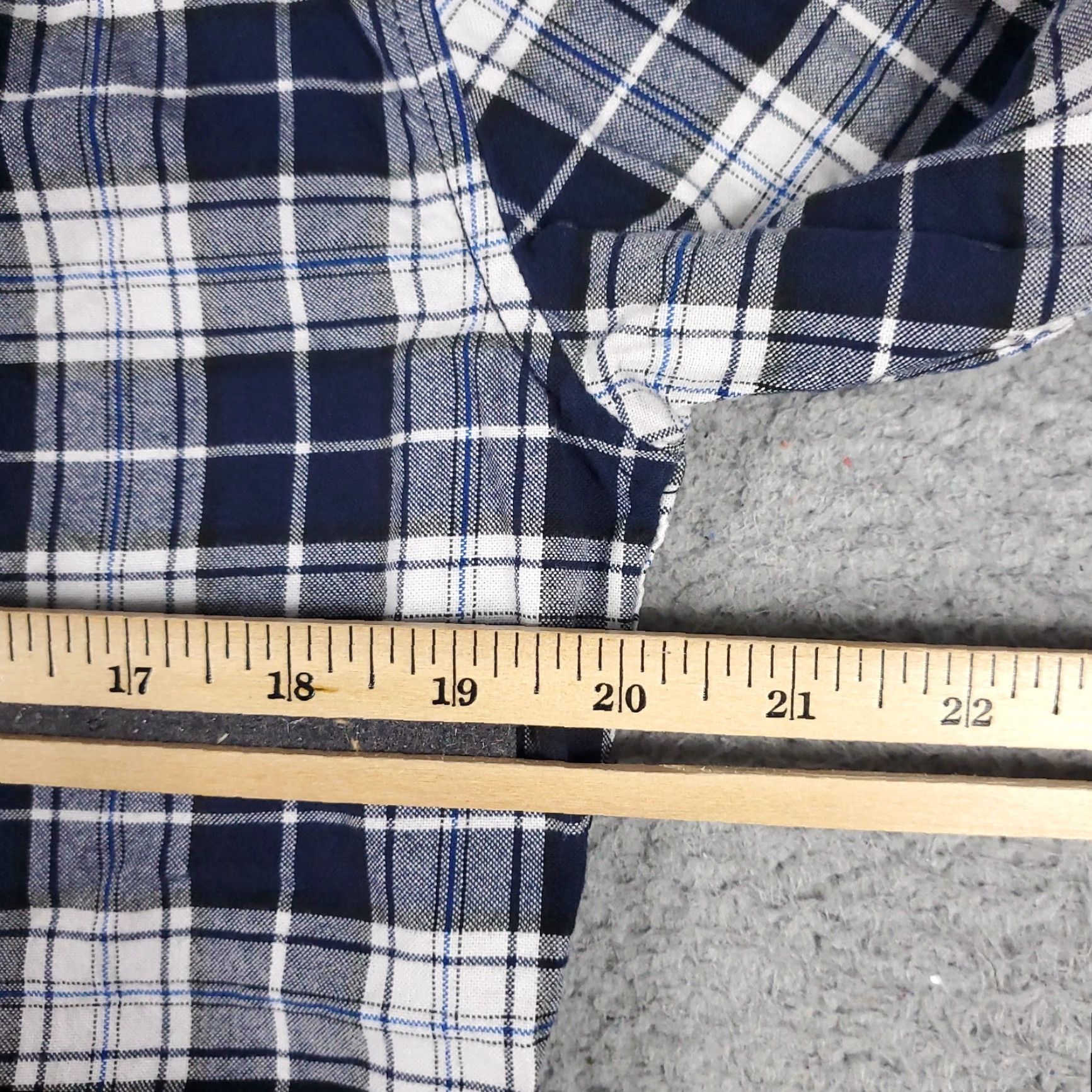 American Eagle Outfitters American Eagle Shirt Mens Small Blue Plaid Button Up Long Sleeve Size US S / EU 44-46 / 1 - 6 Thumbnail
