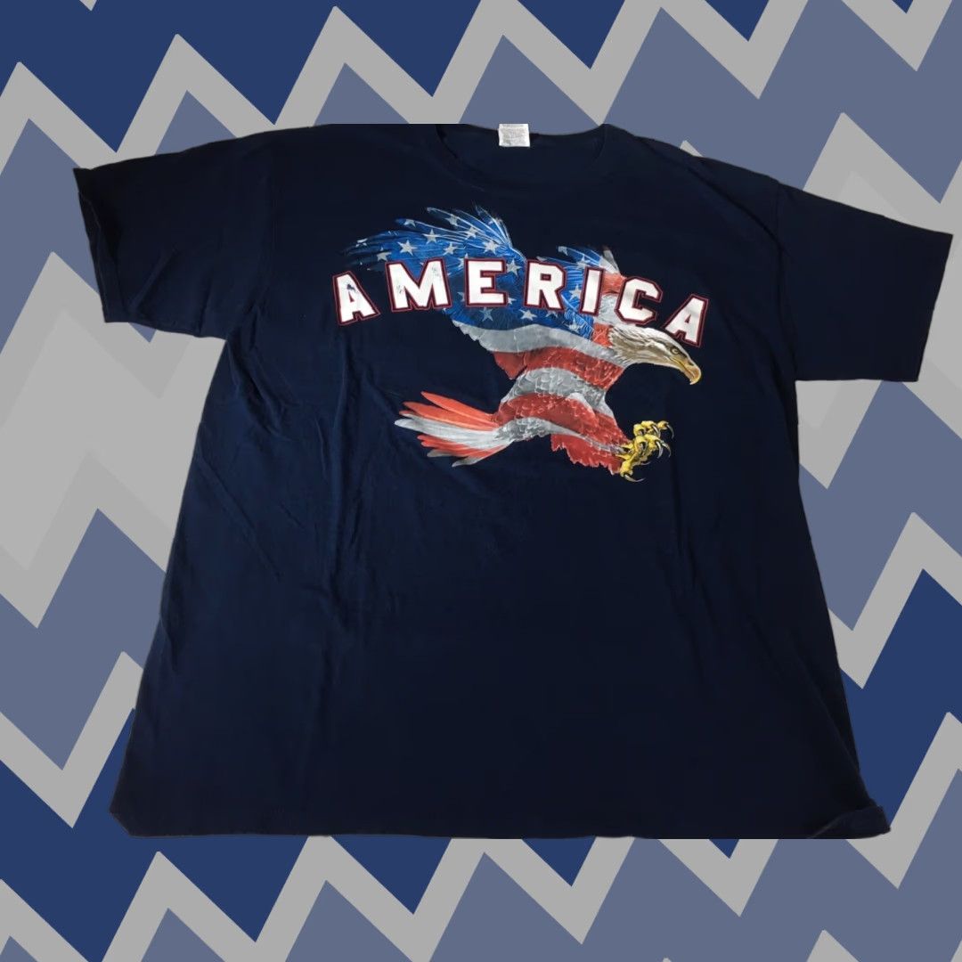 Gildan VINTAGE Bald Eagle USA Blue Gildan T-Shirt Men L Graphic Tee Short Sleeve Print fading USA Eagle Men L Blue Graphic Tee 90s Size US L / EU 52-54 / 3 - 1 Thumbnail