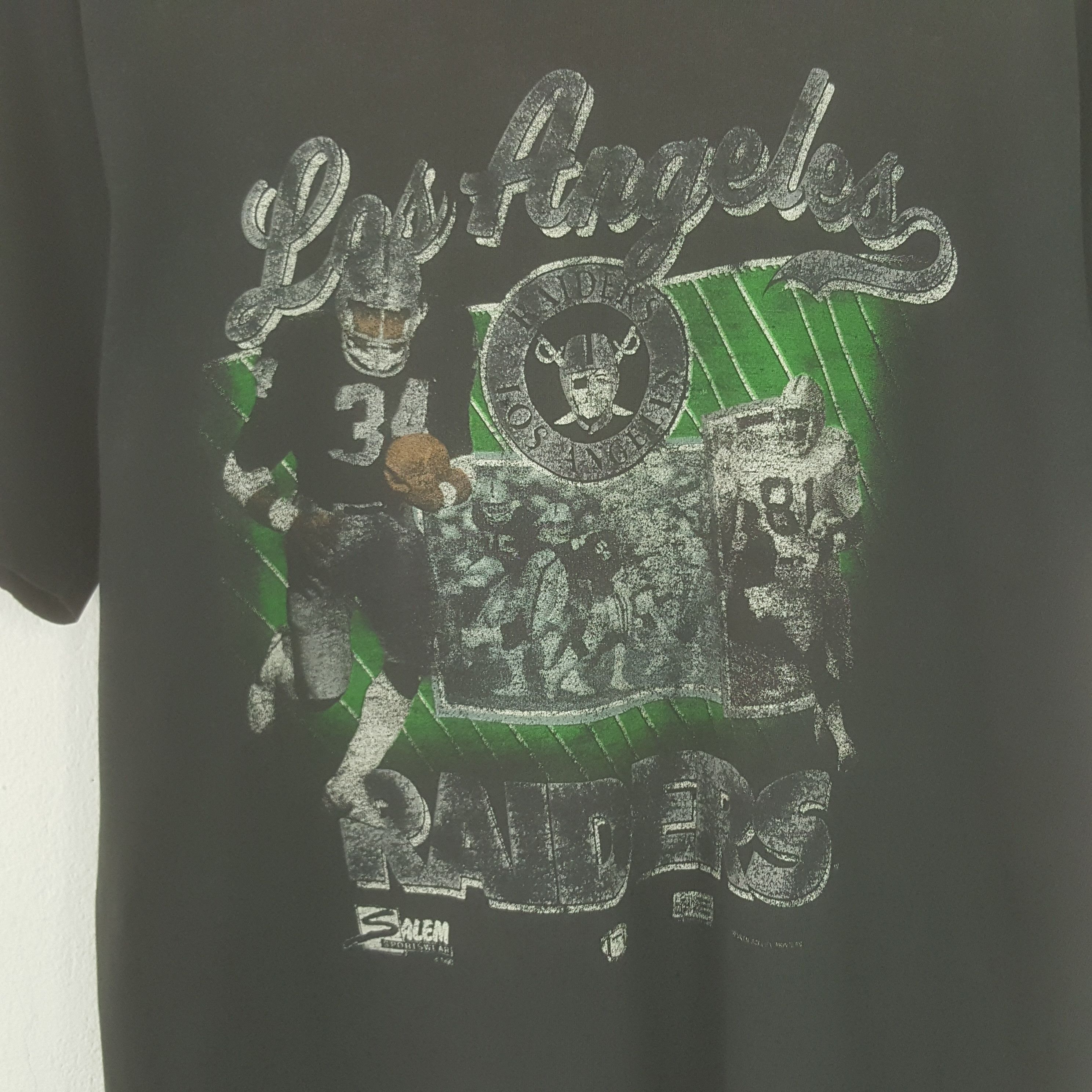 NFL × Vintage Vintage 90's Raiders Los Angeles Faded Tshirt Size US M / EU 48-50 / 2 - 2 Thumbnail