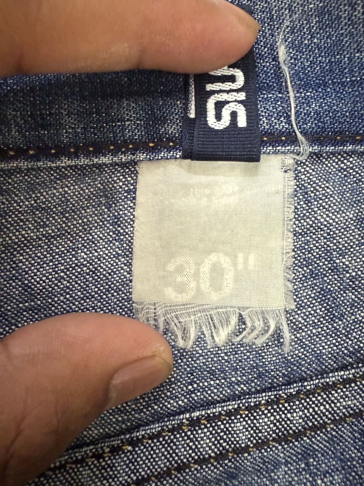 Japanese Brand SILAS JAPANSESE DISTRESSED JEANS Size US 29 - 18 Thumbnail