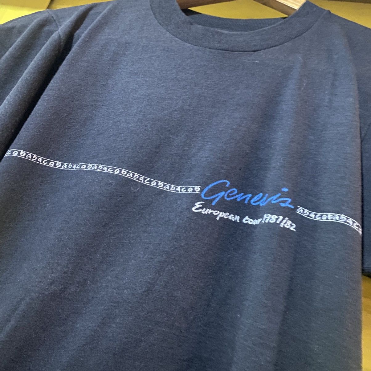 Band Tees × Vintage 80s Genesis European tour 1981/1982 band tee Size US M / EU 48-50 / 2 - 2 Thumbnail
