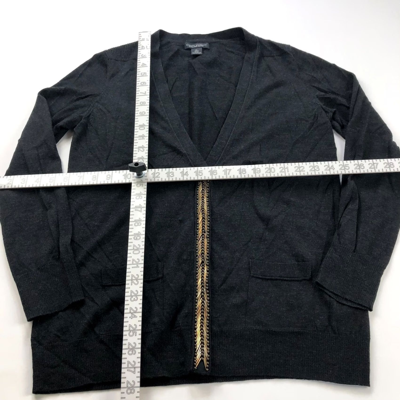 Banana Republic Banana Republic Cardigan Sweater Black XL 100% Merino Wool Button V-Neck Knit Womens Regular Pullover Casual Size XL / US 12-14 / IT 48-50 - 3 Thumbnail