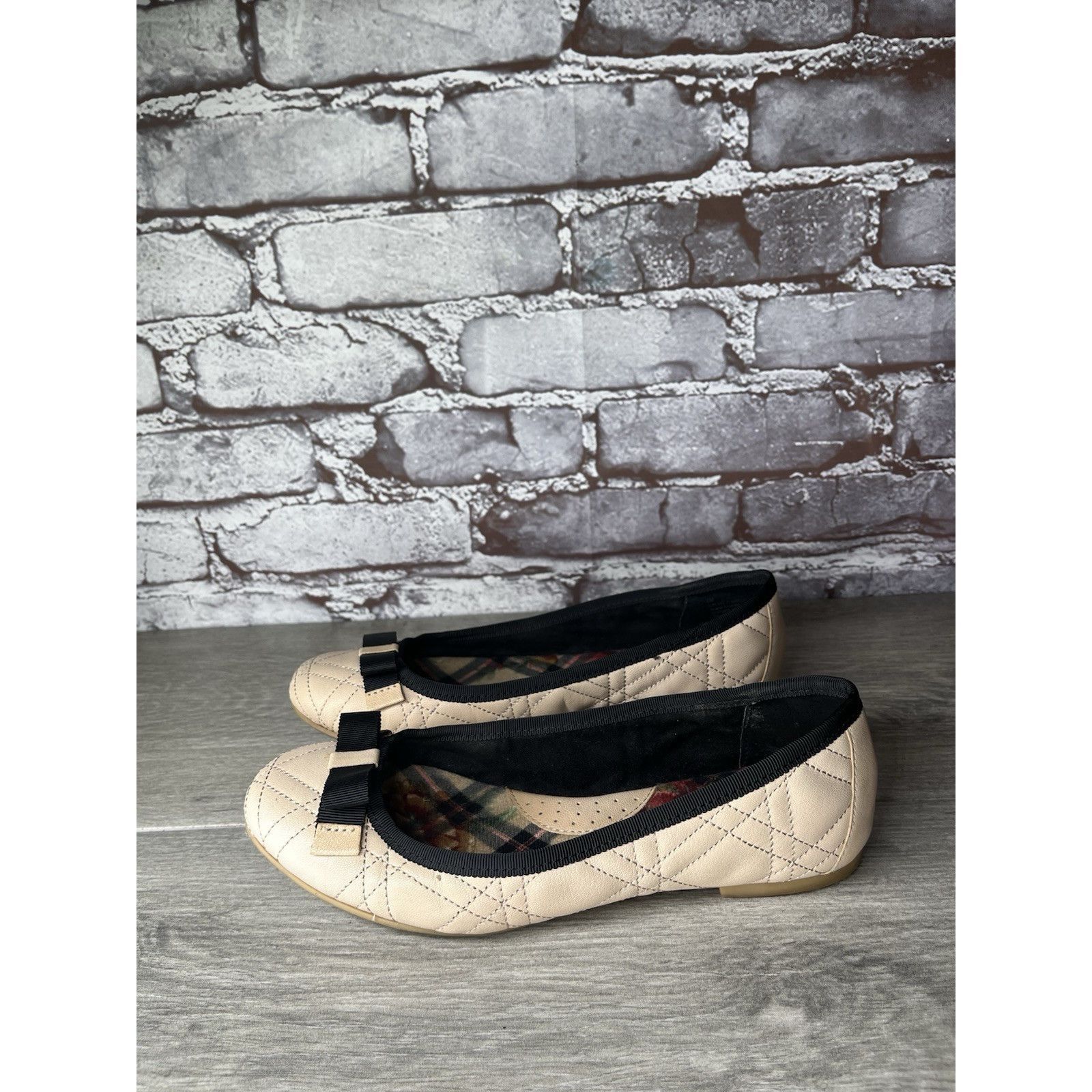 Born Born Pink Leather Black Bow Quilted Ballet Flats Shoes Women Size US 6 / IT 36 - 15 Thumbnail