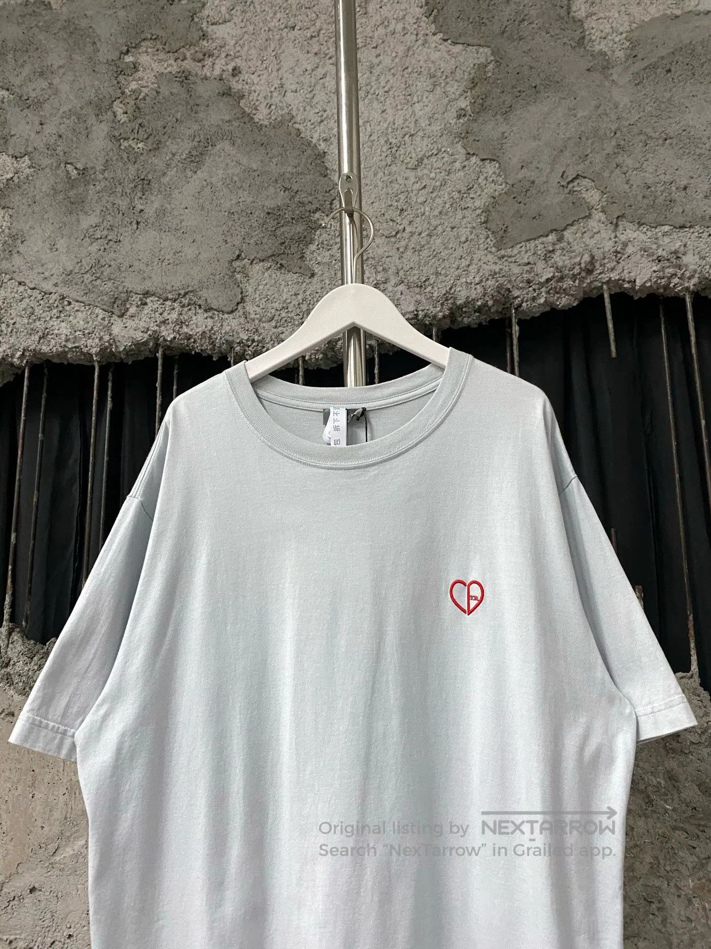 Dior Dior Heart Short Sleeve T-Shirt Size L. Size US L / EU 52-54 / 3 - 3 Thumbnail