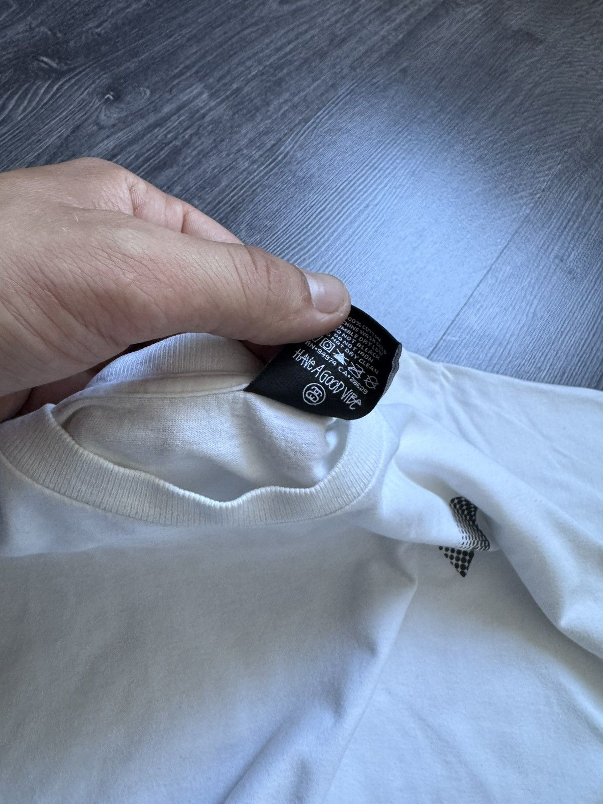 Stussy 00s Stüssy Big Back Print Dot Arrow Logo T-Shirt White L Size US L / EU 52-54 / 3 - 4 Thumbnail