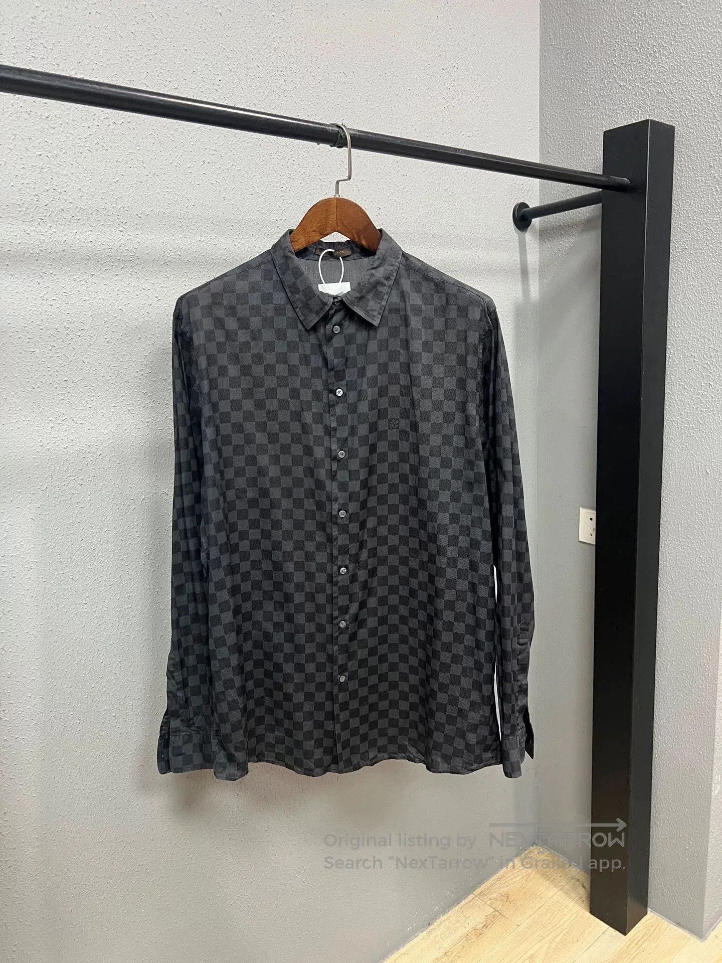 Louis Vuitton louis vuitton black gray checkered shirt. Size US XXL / EU 58 / 5 - 1 Thumbnail