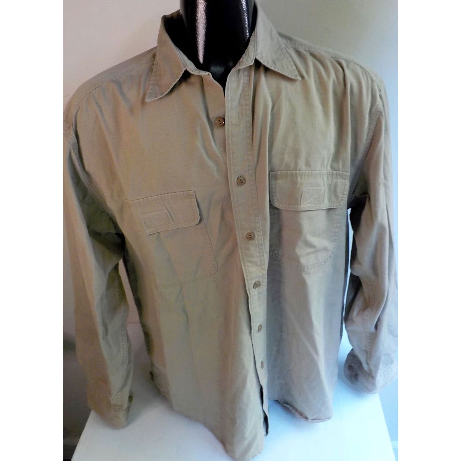 Eddie Bauer EDDIE BAUER Legends Omak Long Sleeve Work Shirt Khaki Cotton SZ L Mens Beige Primary Button-Up 100% Cotton 2 Chest Pockets Velcro Close Classic Fit Size US L / EU 52-54 / 3 - 2 Thumbnail
