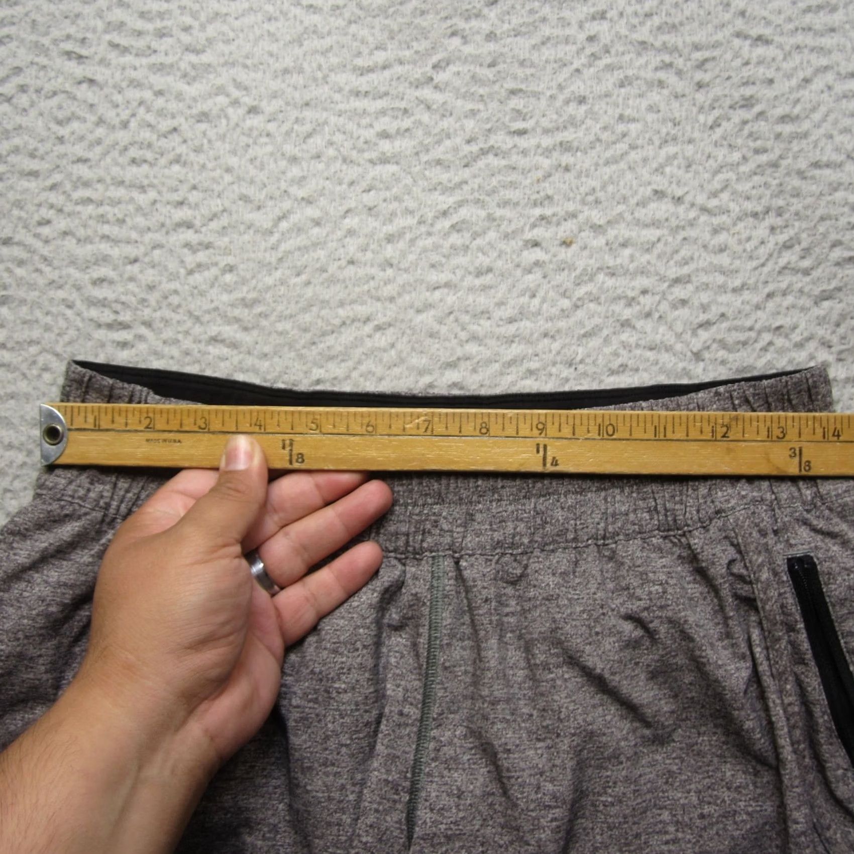 Lululemon Lululemon Tracker Short V 4" Womens 10 Gray Lined Running Yoga Athletic Size 32" / US 10 / IT 46 - 3 Thumbnail
