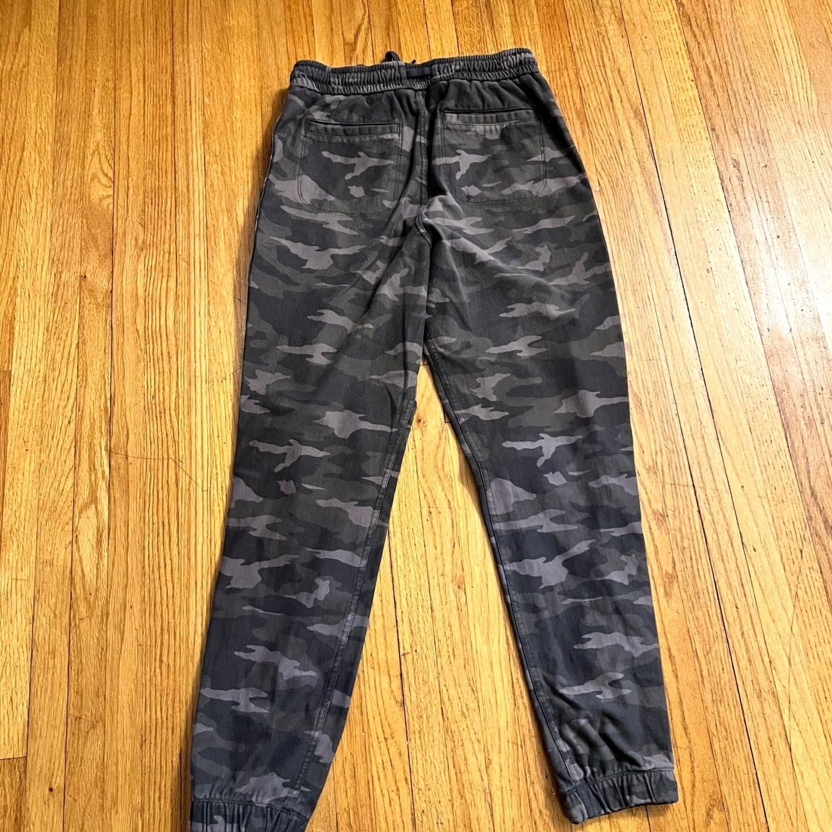 Athleta Athleta Pants Womens 4 Green Camo Jogger Sweatpants Size 27" / US 4 / IT 40 - 3 Thumbnail