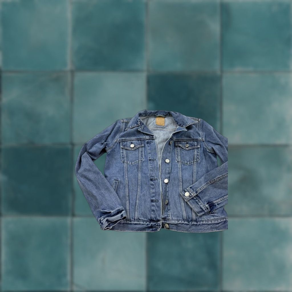 Gap GAP Jacket Womens XS Blue Denim Trucker Jean Coat 100% Cotton Casual Jacket Women XS Blue Denim Casual All Seasons Pockets Button Front Size 26" / US 2 / IT 38 - 1 Thumbnail
