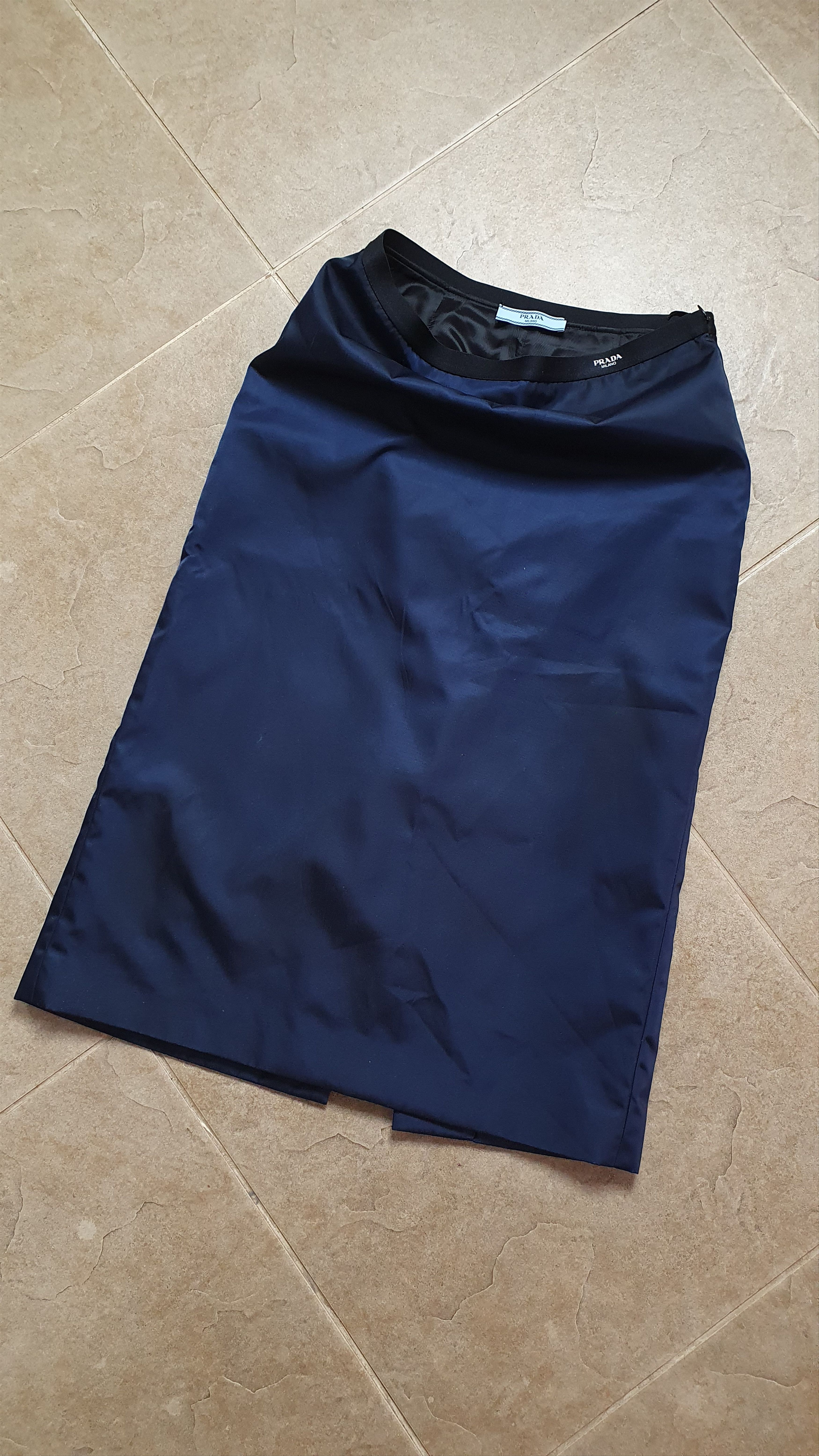 Prada Vintage women's re-nylon skirt PRADA blue skirt size 38 Size 38" / US 16 / IT 52 - 13 Thumbnail