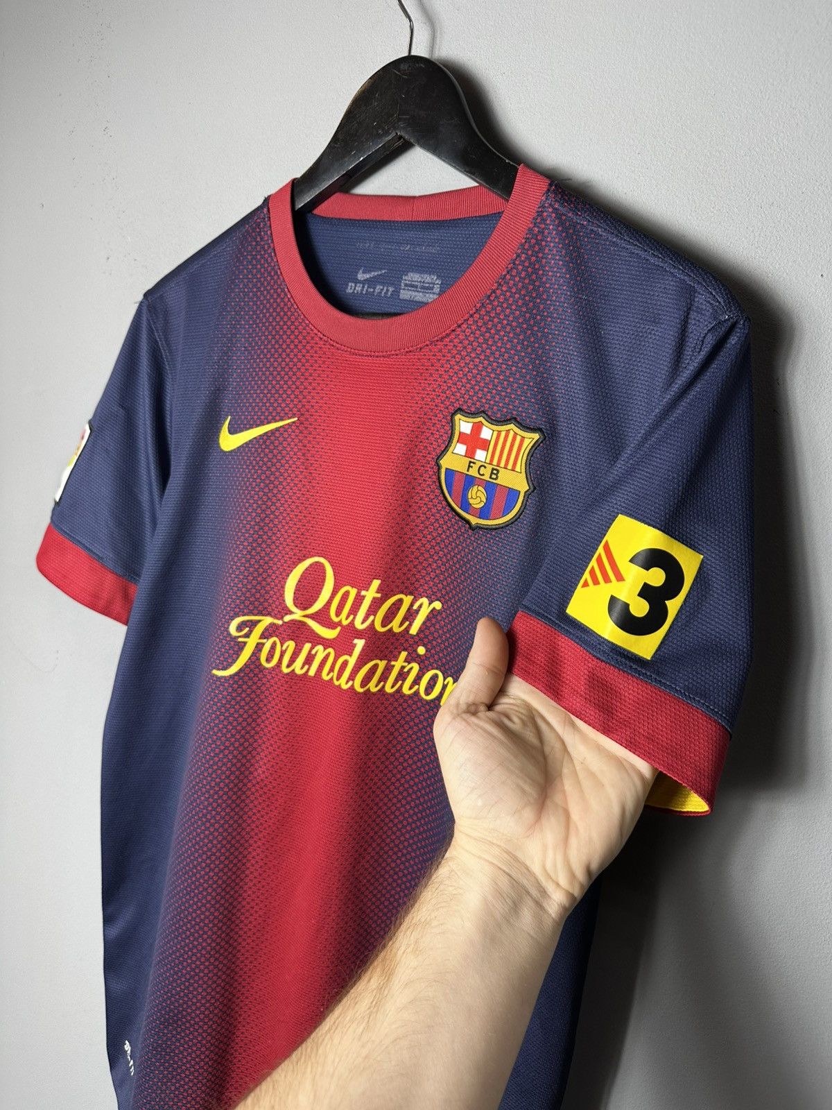 Nike Vintage Messi Barcelona 2012 2013 Soccer Jersey Shirt Size US S / EU 44-46 / 1 - 3 Thumbnail