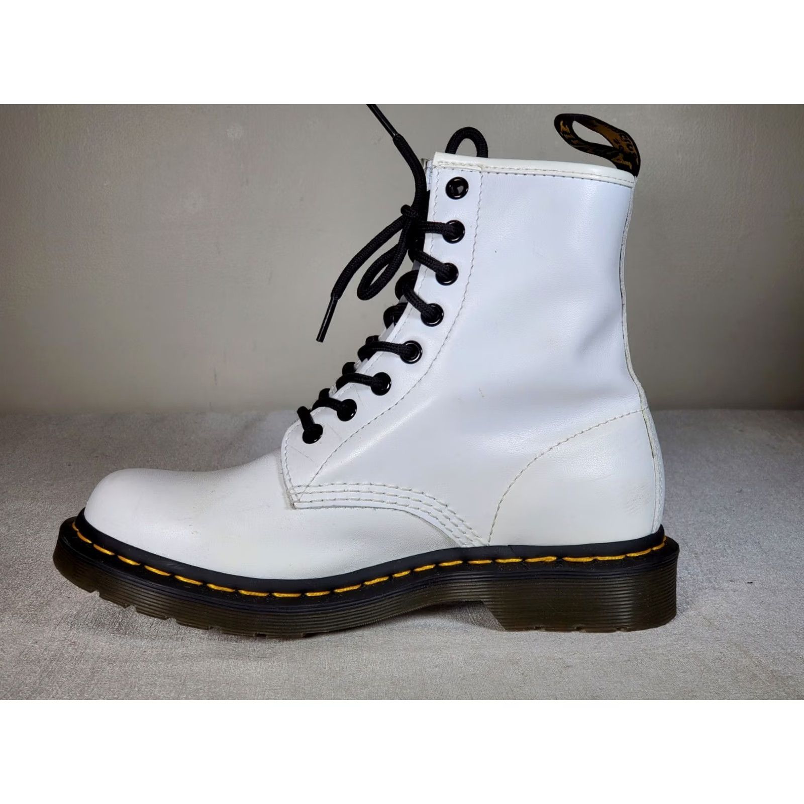 Dr. Martens Dr. Martens 25057 Softy White Leather Lace-Up Boots Women's US 7 Boots Mid-Calf Leather White 90s Punk Grunge Style Women Size US 7 / IT 37 - 3 Thumbnail