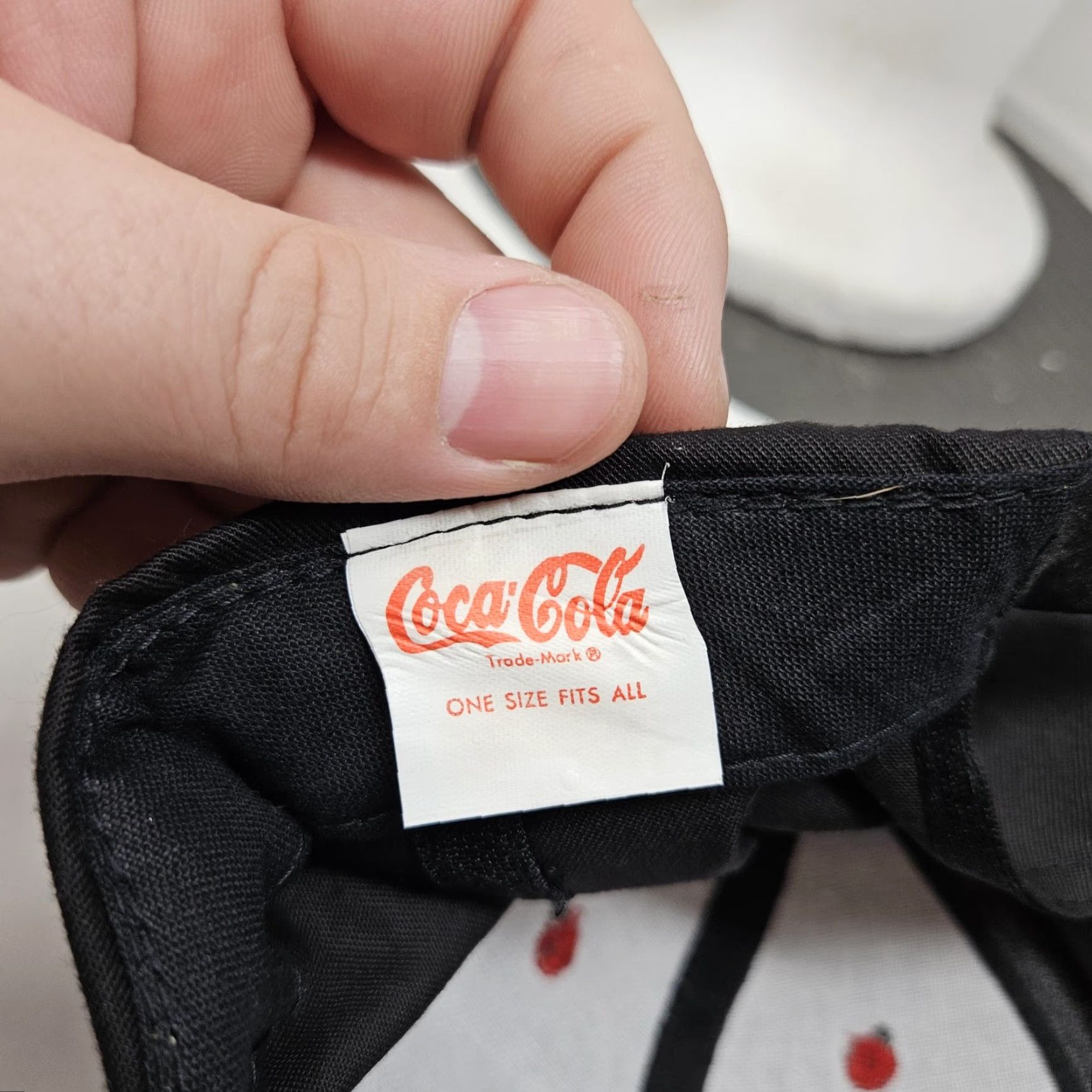 Vintage VINTAGE Coca-Cola Hat Cap Snap Back Black Red Embroidered Advertising Men's 90s Hats Snapback Men Black Coca-Cola 90s Size ONE SIZE - 7 Thumbnail