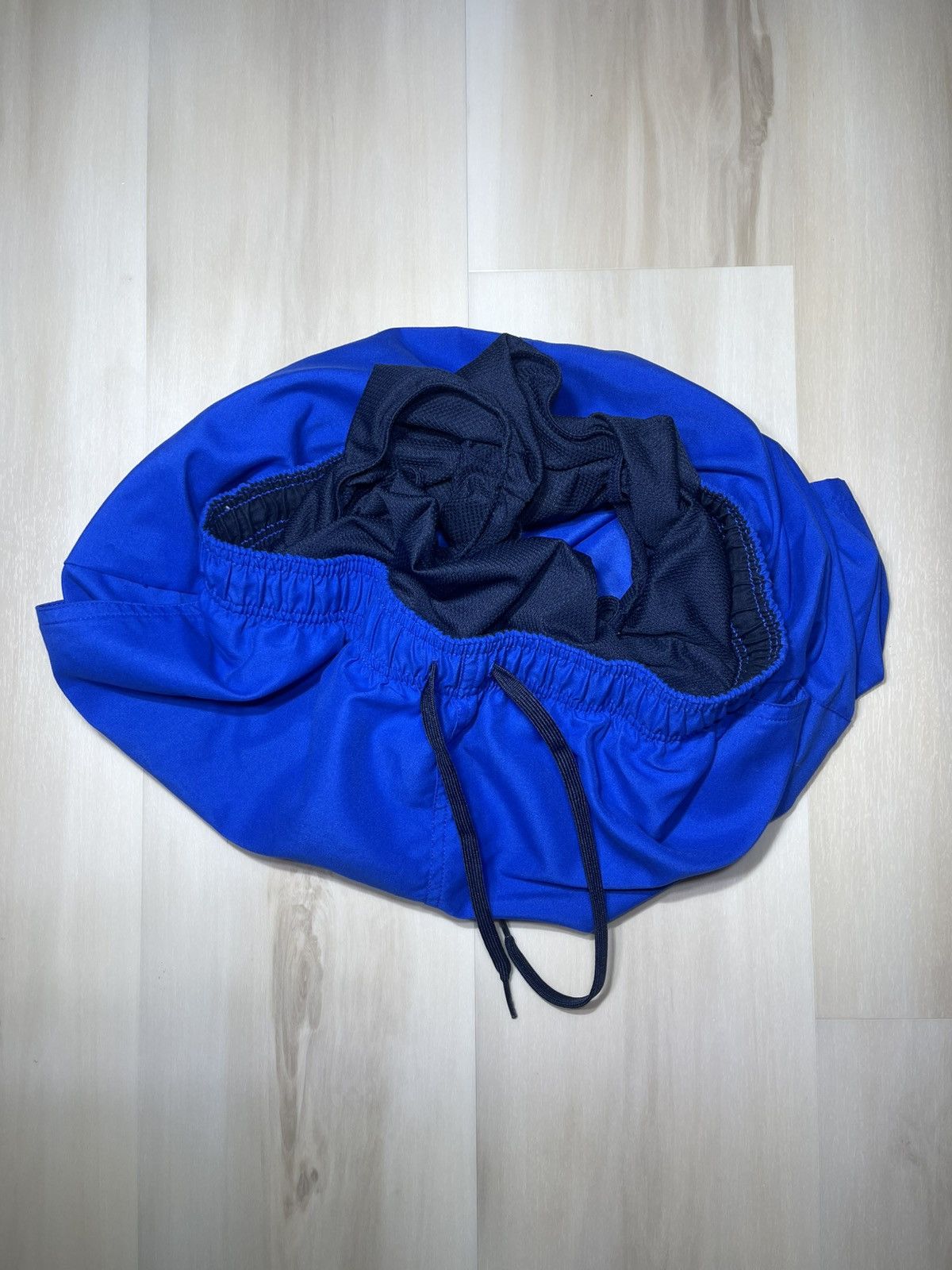 Nike Nike Swim Shorts Men’s Sz M Swimming Trunks Blue Drawstring Size US 30 / EU 46 - 2 Thumbnail
