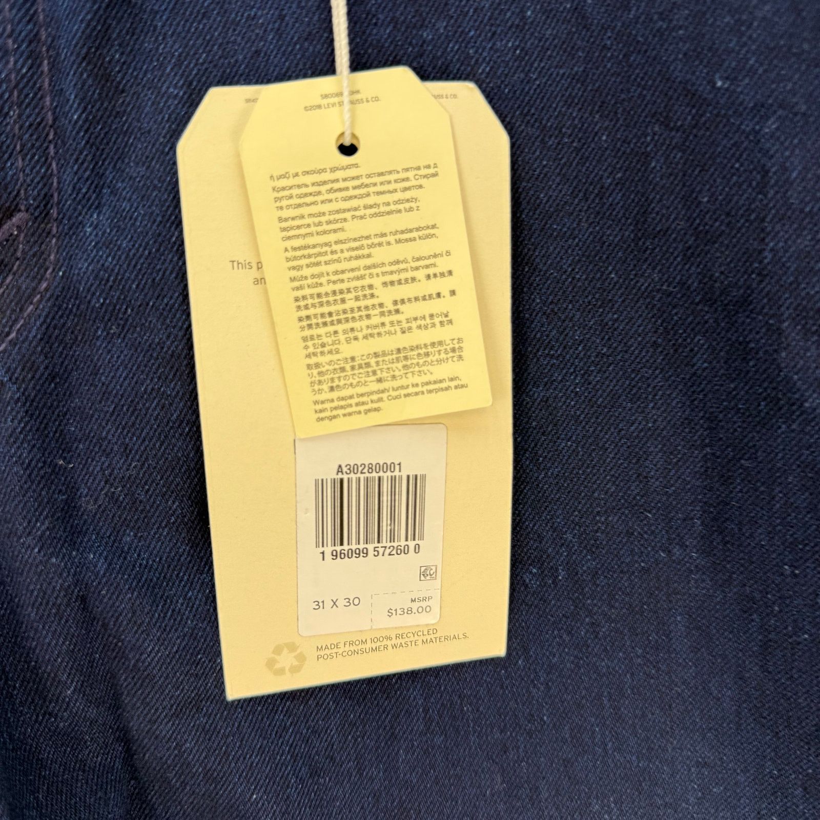 Levi's LEVI'S WELLTHREADY BAGGY DAD WOMEN'S 31X30 DARK WASH JEANS N Size 31" - 3 Thumbnail