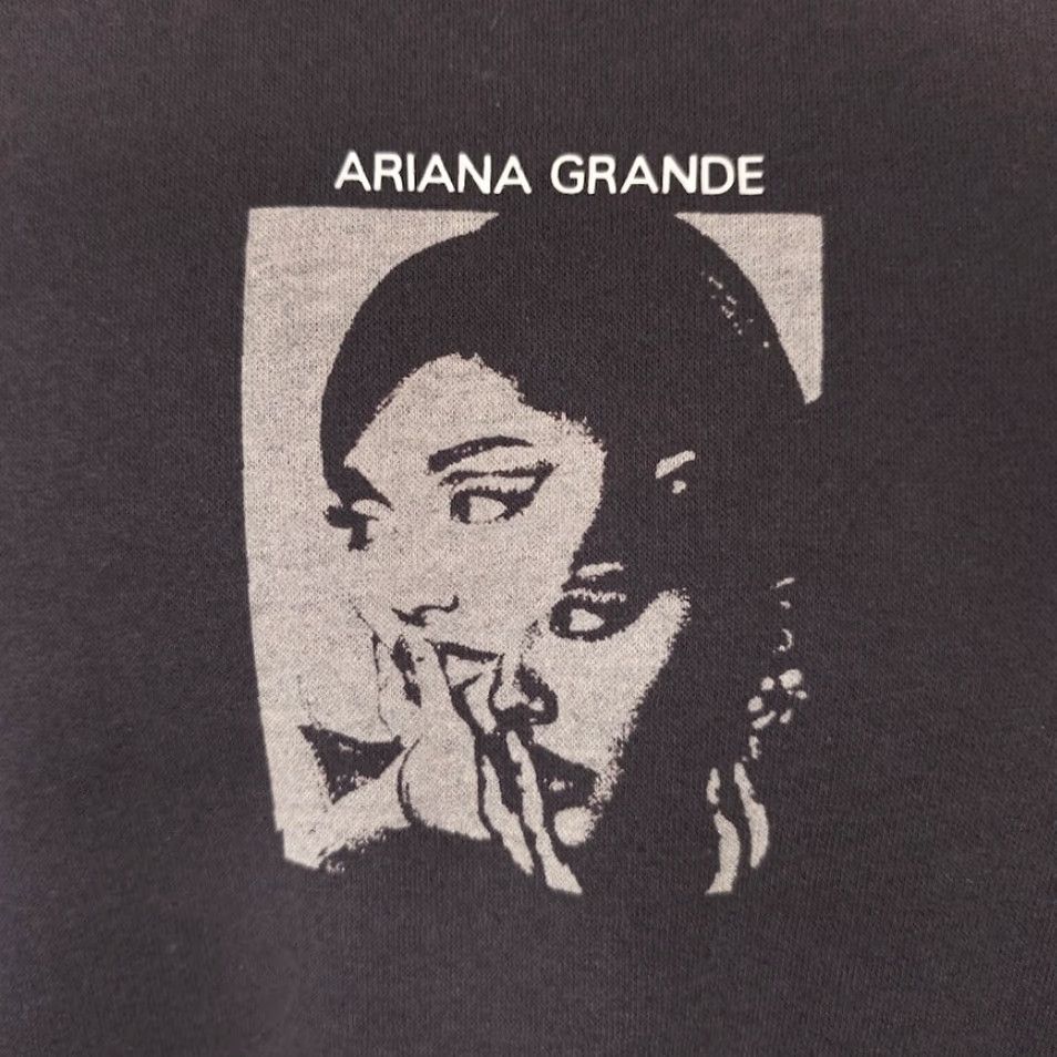 Vintage Ariana Grande Sweatshirt Womens Size Medium Black OVERSIZED Size M / US 6-8 / IT 42-44 - 3 Thumbnail