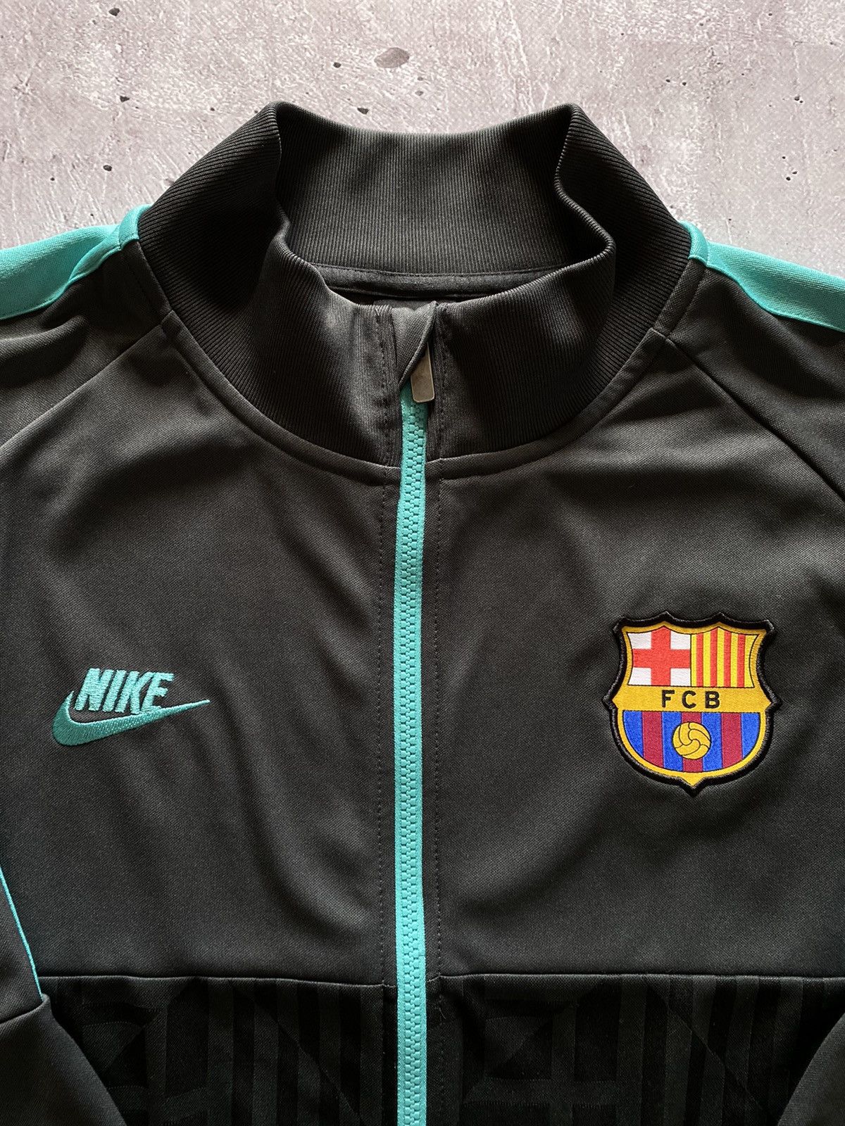Nike 🔥NWT Nike FC Barcelona I96 2019 Track Jacket Soccer Full Zip Size US XL / EU 56 / 4 - 3 Thumbnail