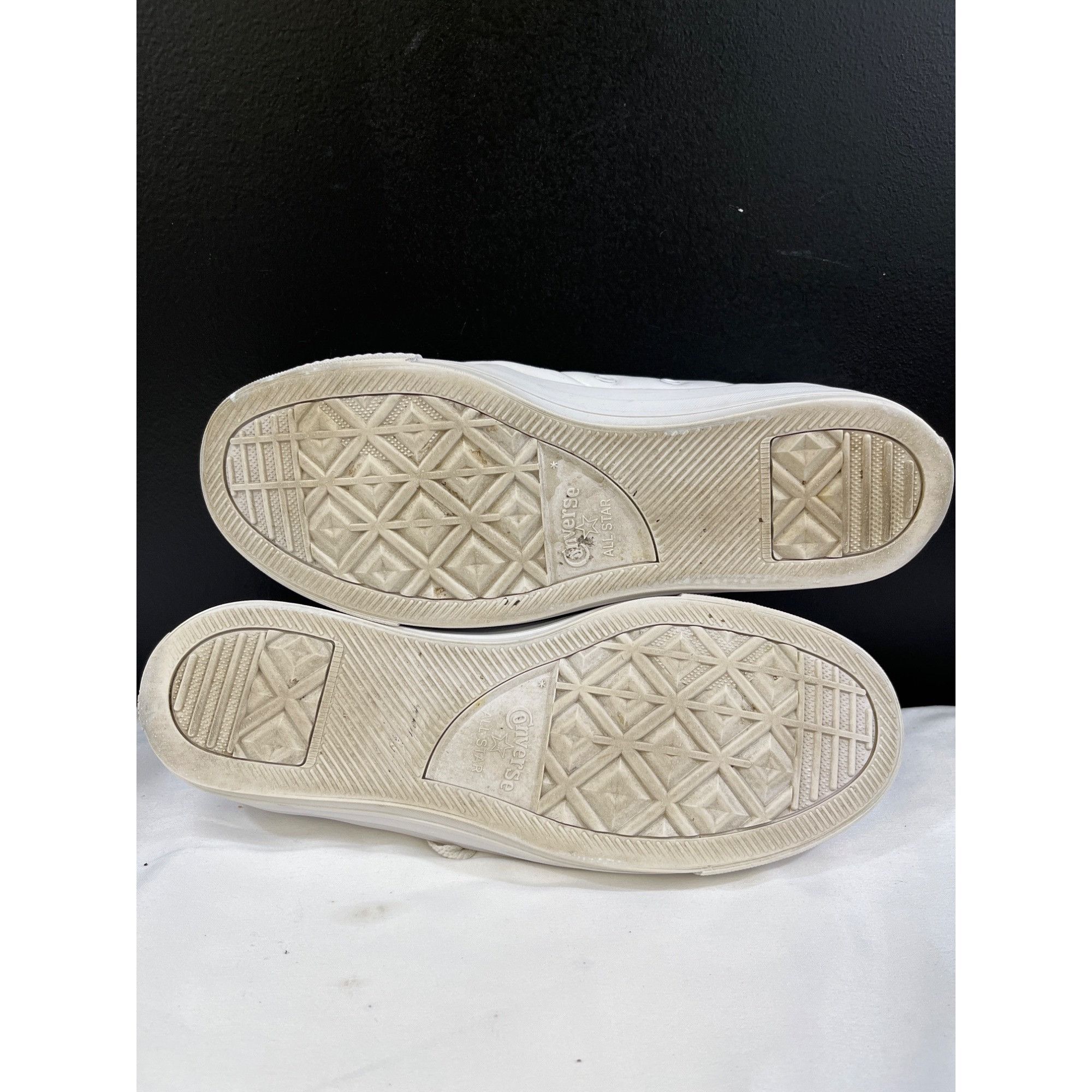 Converse Converse 136823C Unisex White Casual Sneakers Size M9.5 & W1 Size US 11.5 / IT 41.5 - 3 Thumbnail