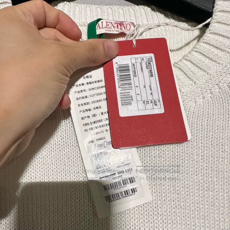 Valentino Valentino Color-blocked alphabet jacquard crewneck long-sl Size L / US 10 / IT 46 - 3 Thumbnail