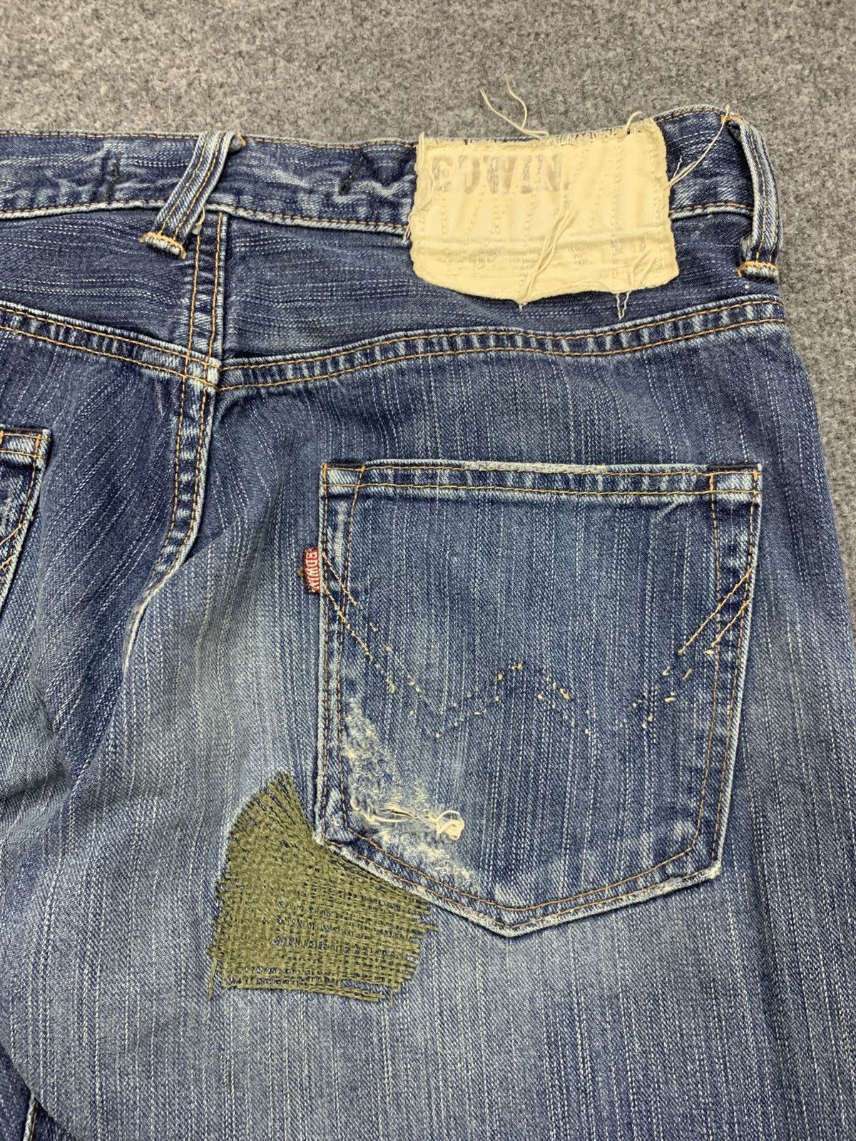 Edwin DISTRESSED EDWIN BORO DESIGN. Size US 30 / EU 46 - 8 Thumbnail