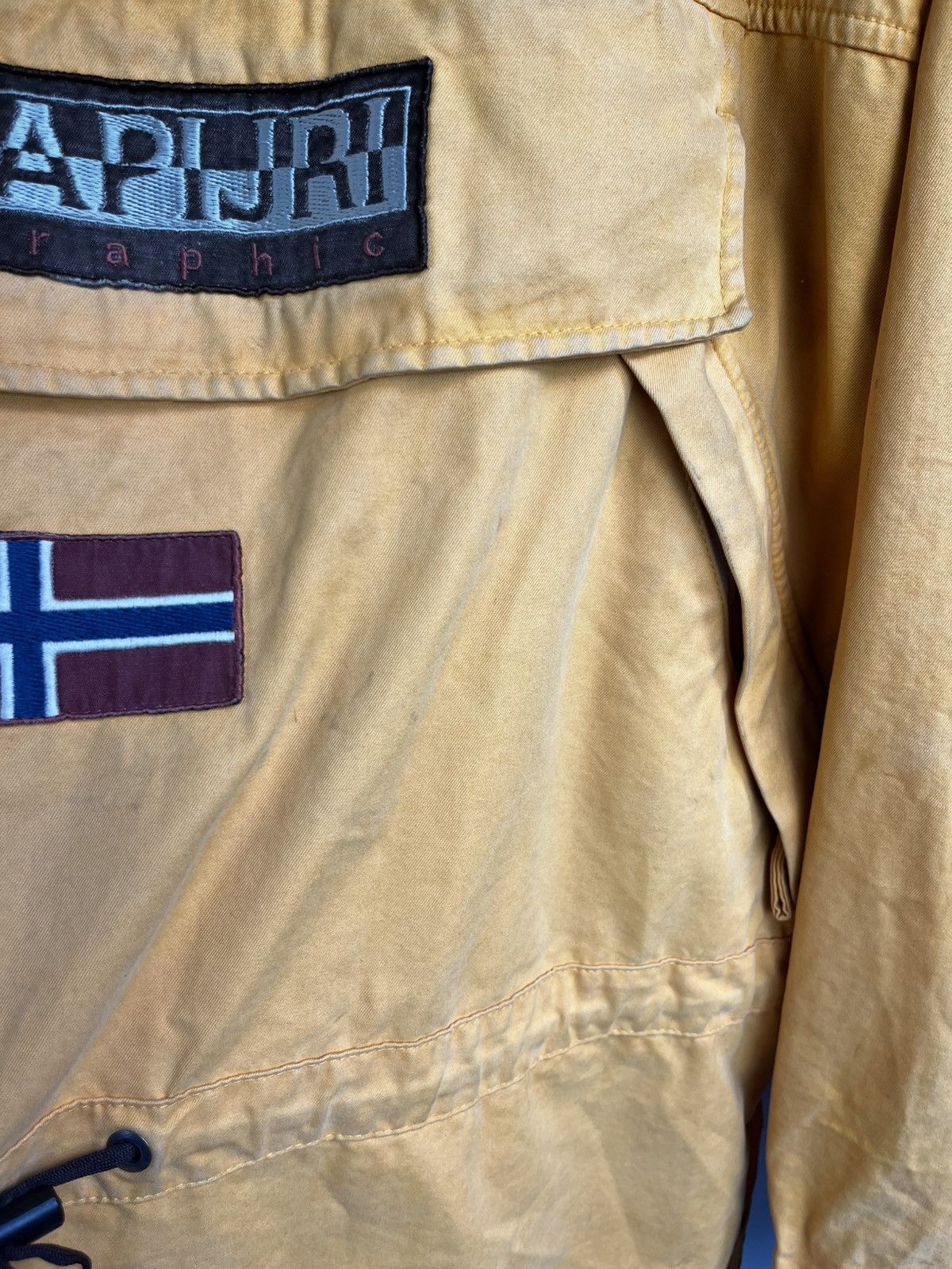 Napapijri napapijri anorak vintage jacket 90s size L Size US L / EU 52-54 / 3 - 14 Thumbnail
