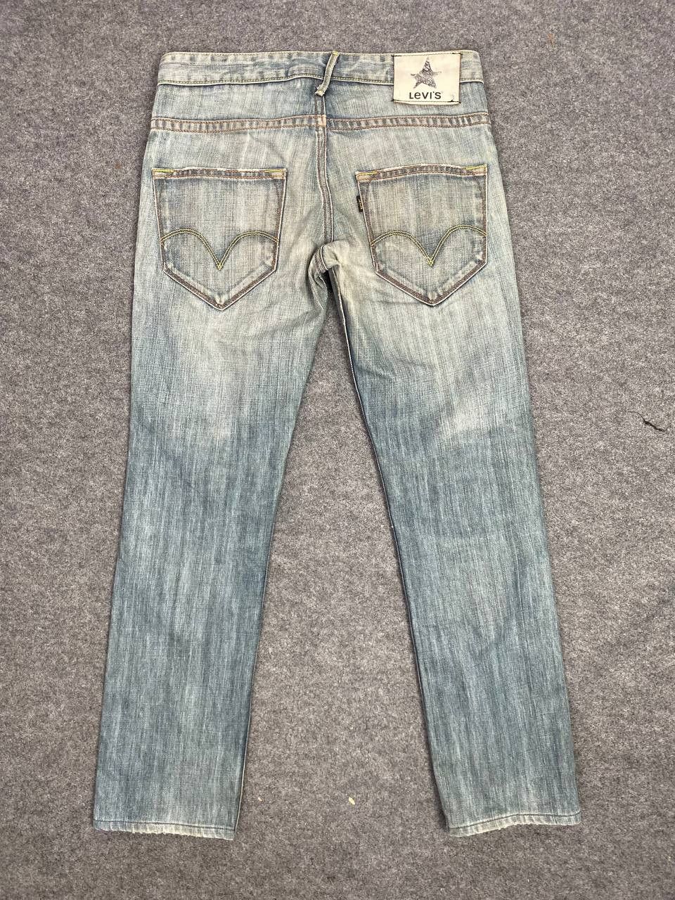 Levi's vintage levis black star distressed denim nice design Size US 32 / EU 48 - 2 Thumbnail