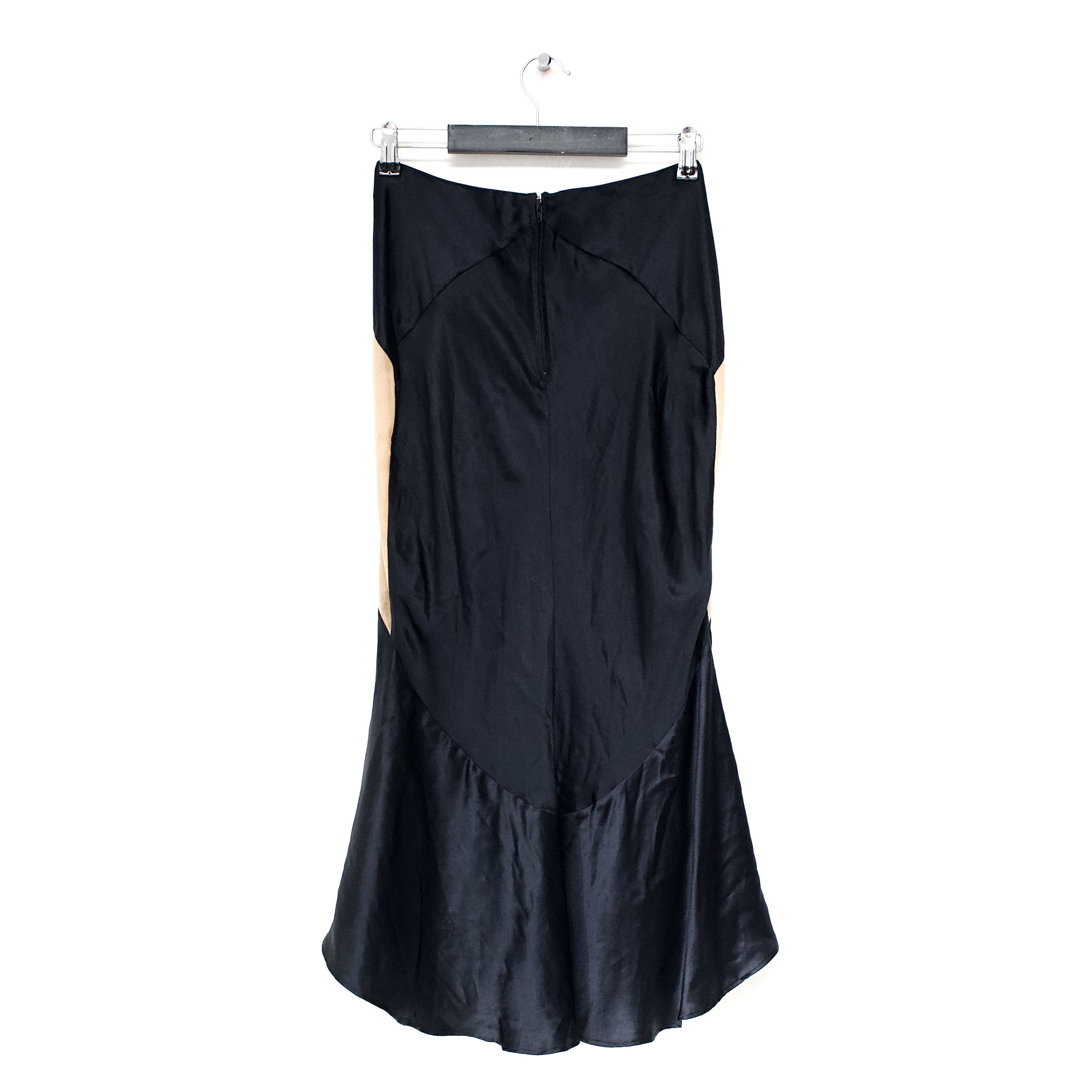 Alexander McQueen S/S 2004 "Deliverance" Chevron Panel Silk Satin Skirt Size 28" / US 6 / IT 42 - 2 Thumbnail