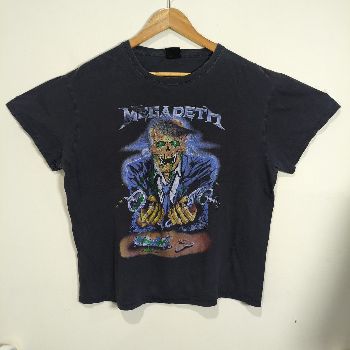 Band Tees Vintage Megadeth 1990 "Rust in Peace" tour t-shirt Size US M / EU 48-50 / 2 - 1 Thumbnail
