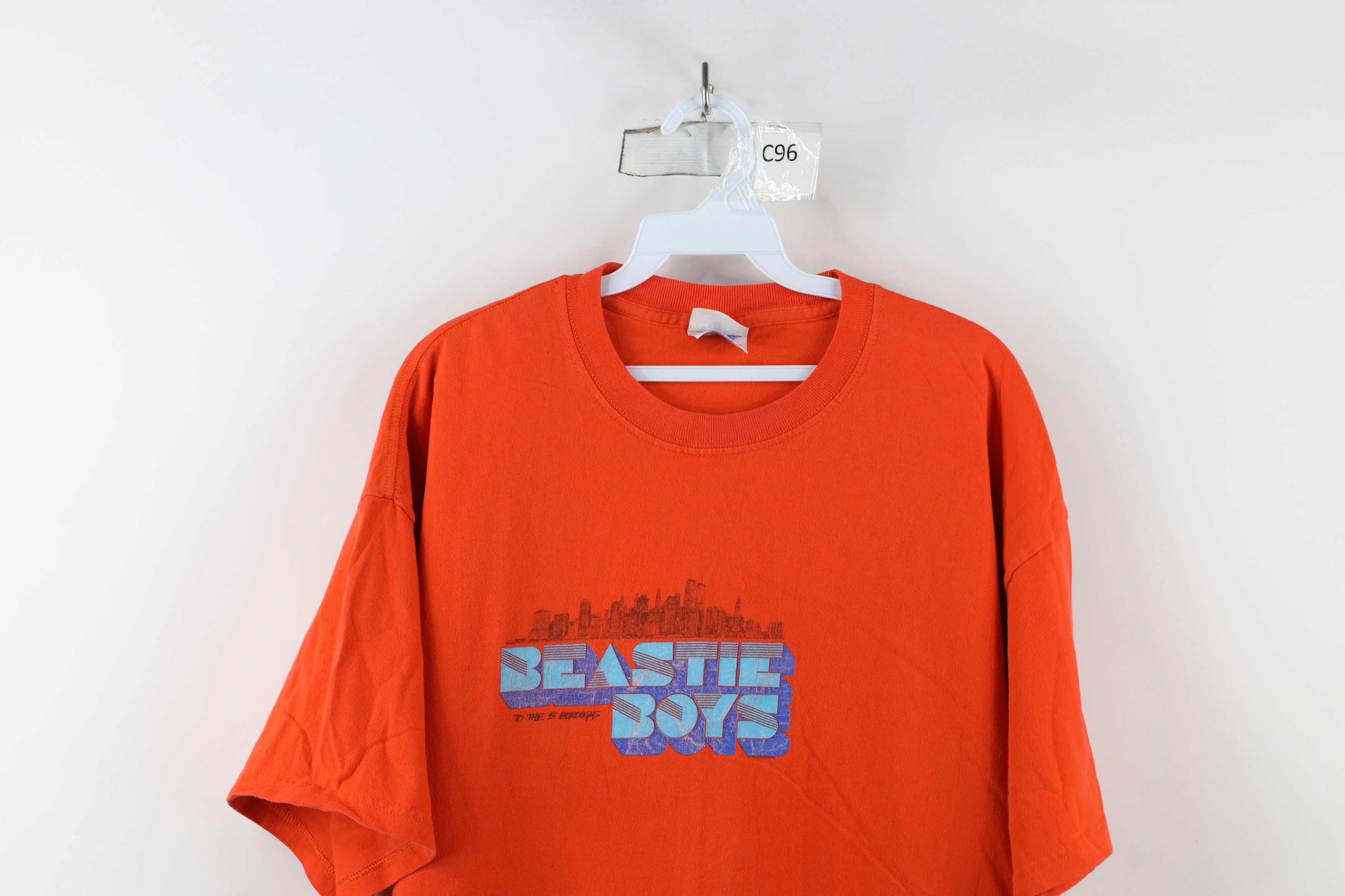 Vintage Vintage Y2K 2004 5 Boroughs Tour Beastie Boys Band T-Shirt Size US XL / EU 56 / 4 - 2 Thumbnail