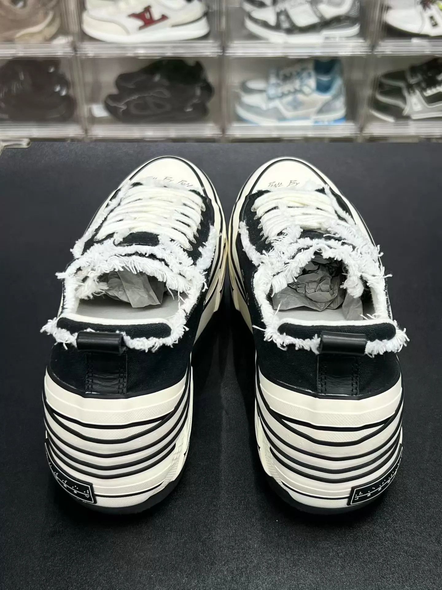 xVESSEL xVESSEL Platform Sneakers Black & White EU41 Size US 8 / EU 41 - 7 Thumbnail